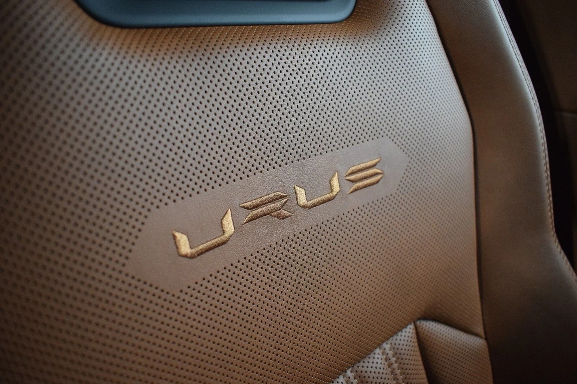 mph037_770053182_81529fd1be62b7efa8fd942f44fd77efx_ba64da6c77