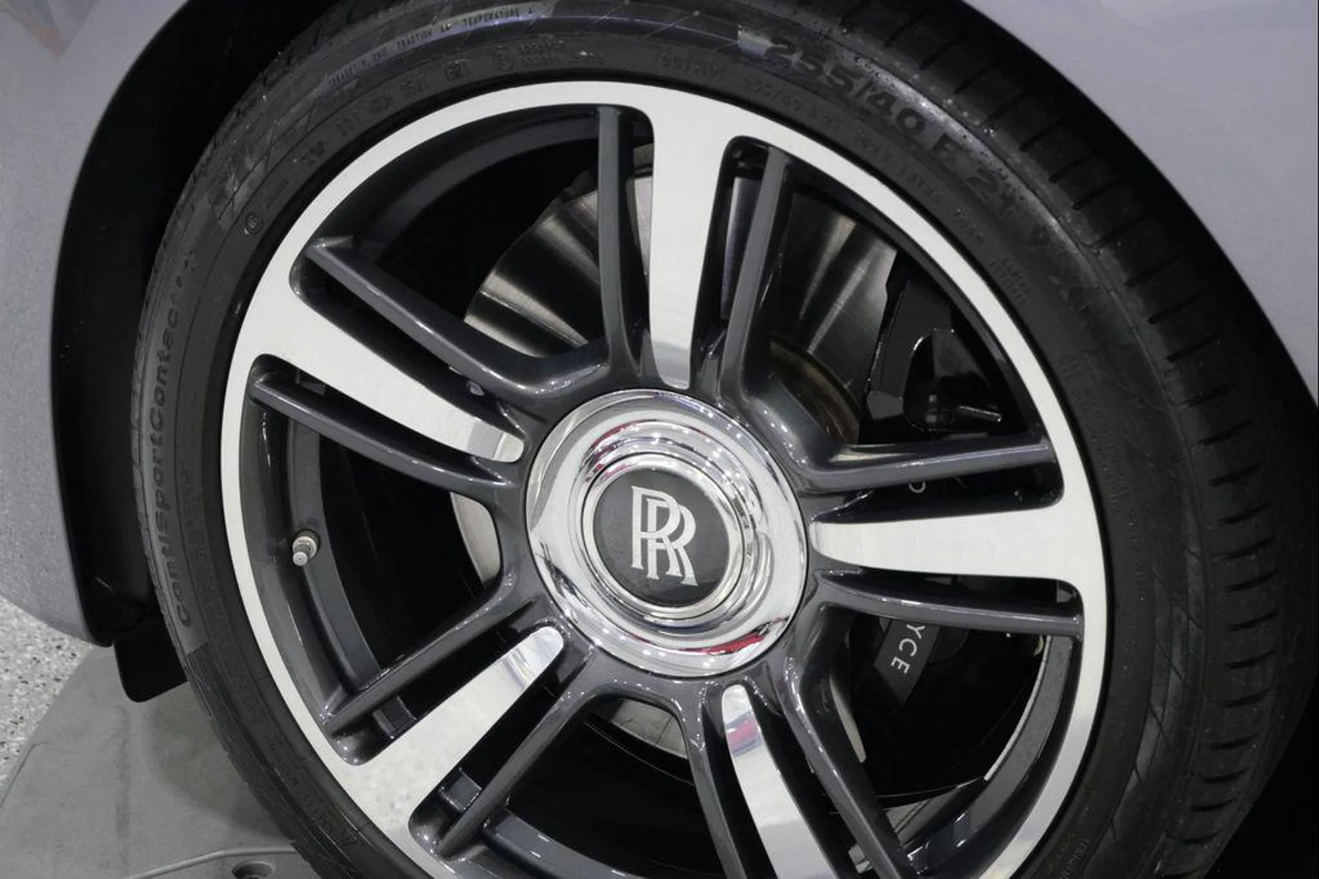 mph037_778698048_ubj_S_Nmnx_Bs_wo_LA_Vr_Olhgf_Qf_Wvg_f3fa5ec045