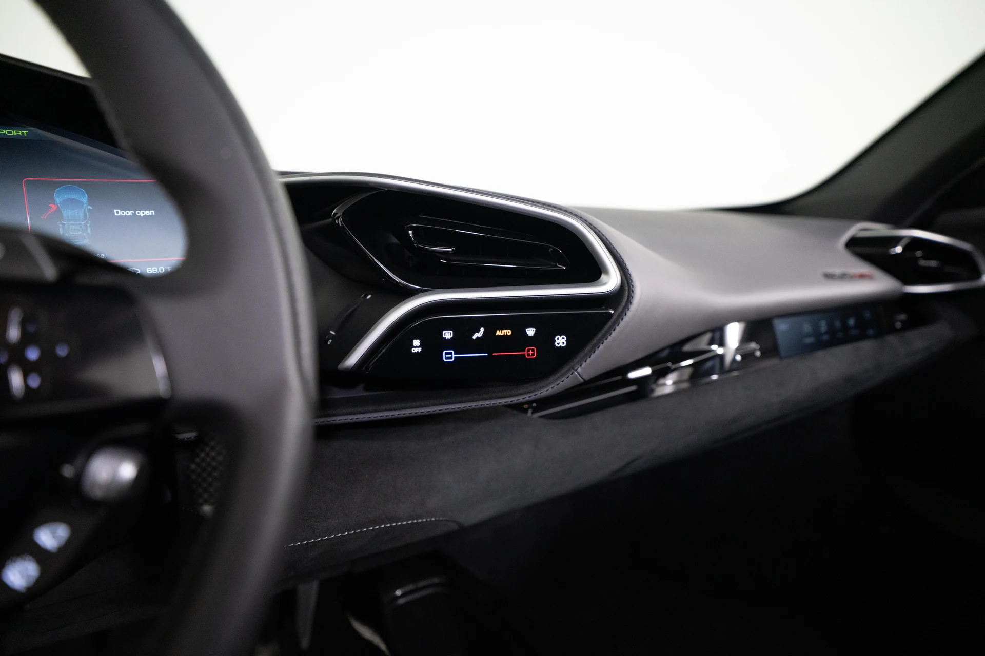 mph037_787033462_ca5726c74acc7c89ce8ed74b3237ff97_90e185908d