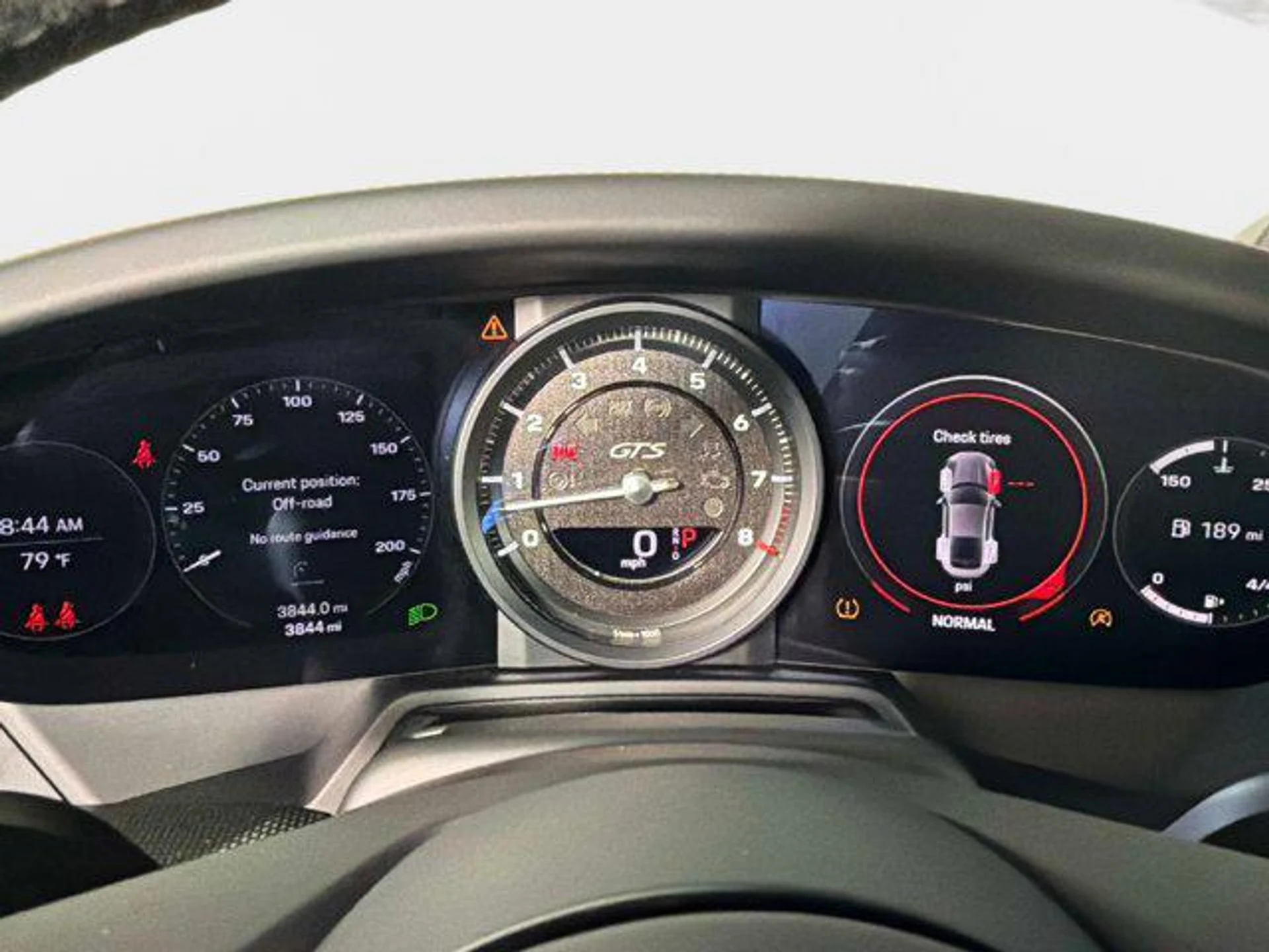 mph037_79095938_Em8gth_VD_u_Pt_VWV_82_I4_S_Rf_R_Thk_c2097ce069