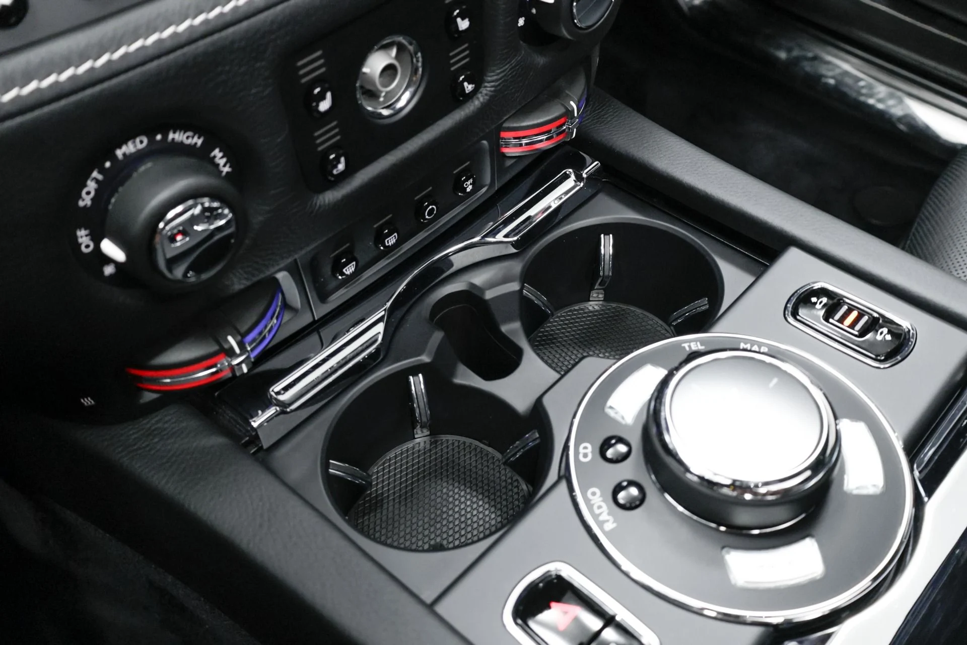 mph037_793695136_Used_2016_Rolls_Royce_Ghost_Base_1761576592_594ff2f972