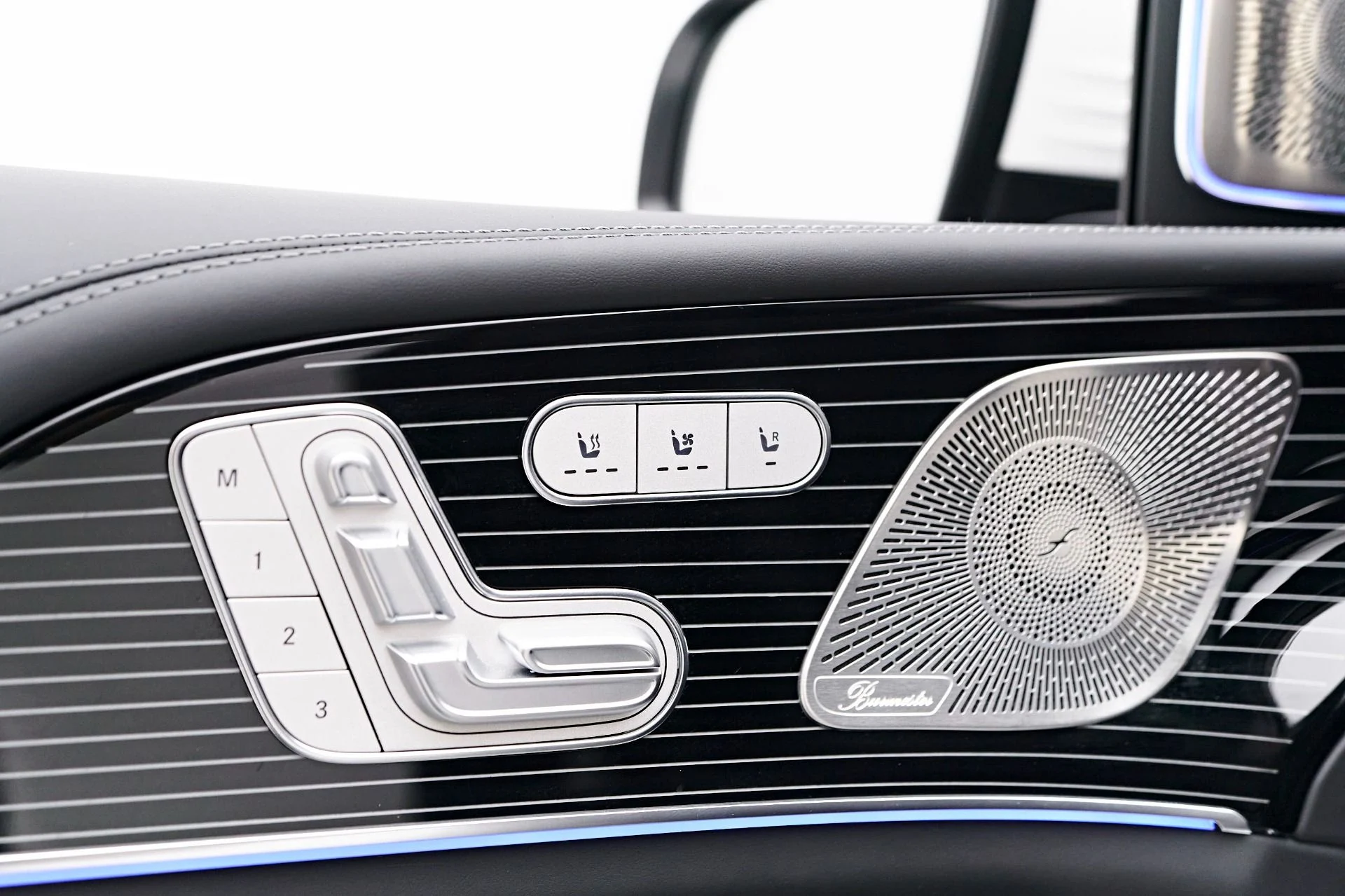 mph037_794086041_Used_2024_Mercedes_Benz_GLS_Maybach_GLS_600_1723928660_5e46e7cd90