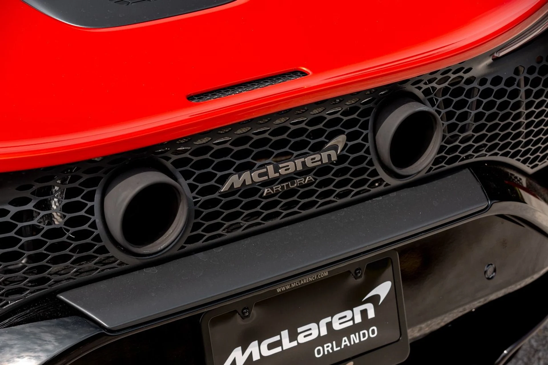 mph037_813193104_Used_2025_Mc_Laren_Artura_Spider_Performance_88fdacaa5f