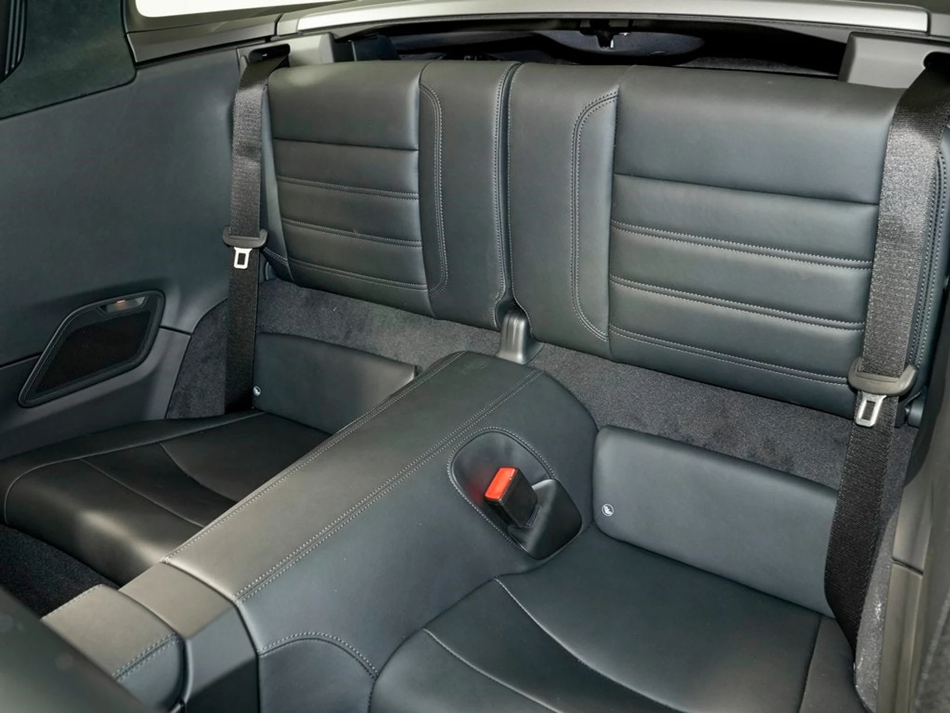 mph037_831278061_38_38172bf1b7