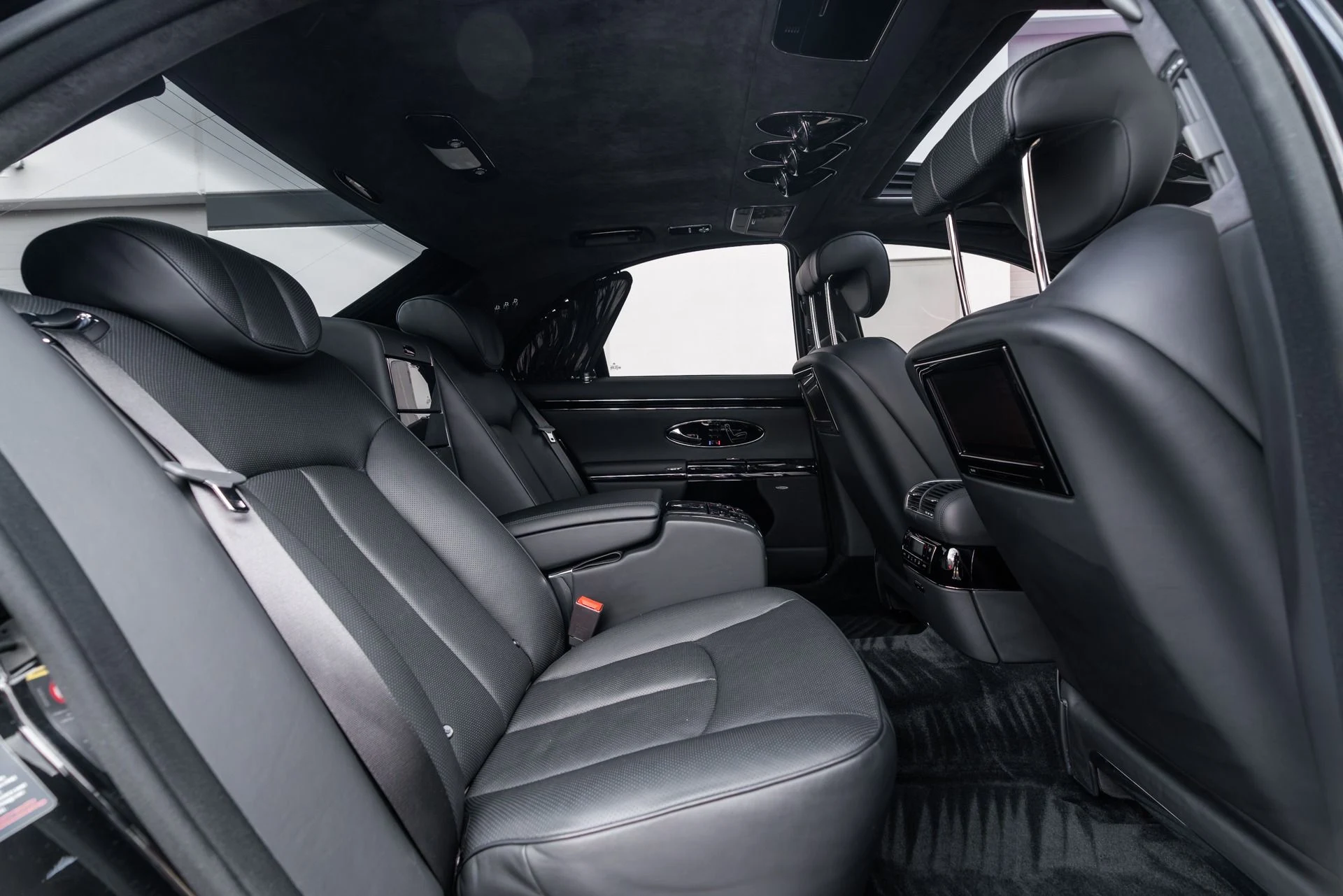 mph037_83750023_11544_p38_l_49c5562d38