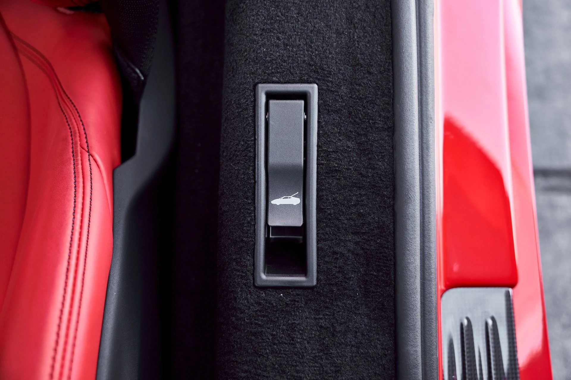 mph037_864595301_Used_2023_Ferrari_SF_90_Stradale_Base_1772766258_1d37ec96de