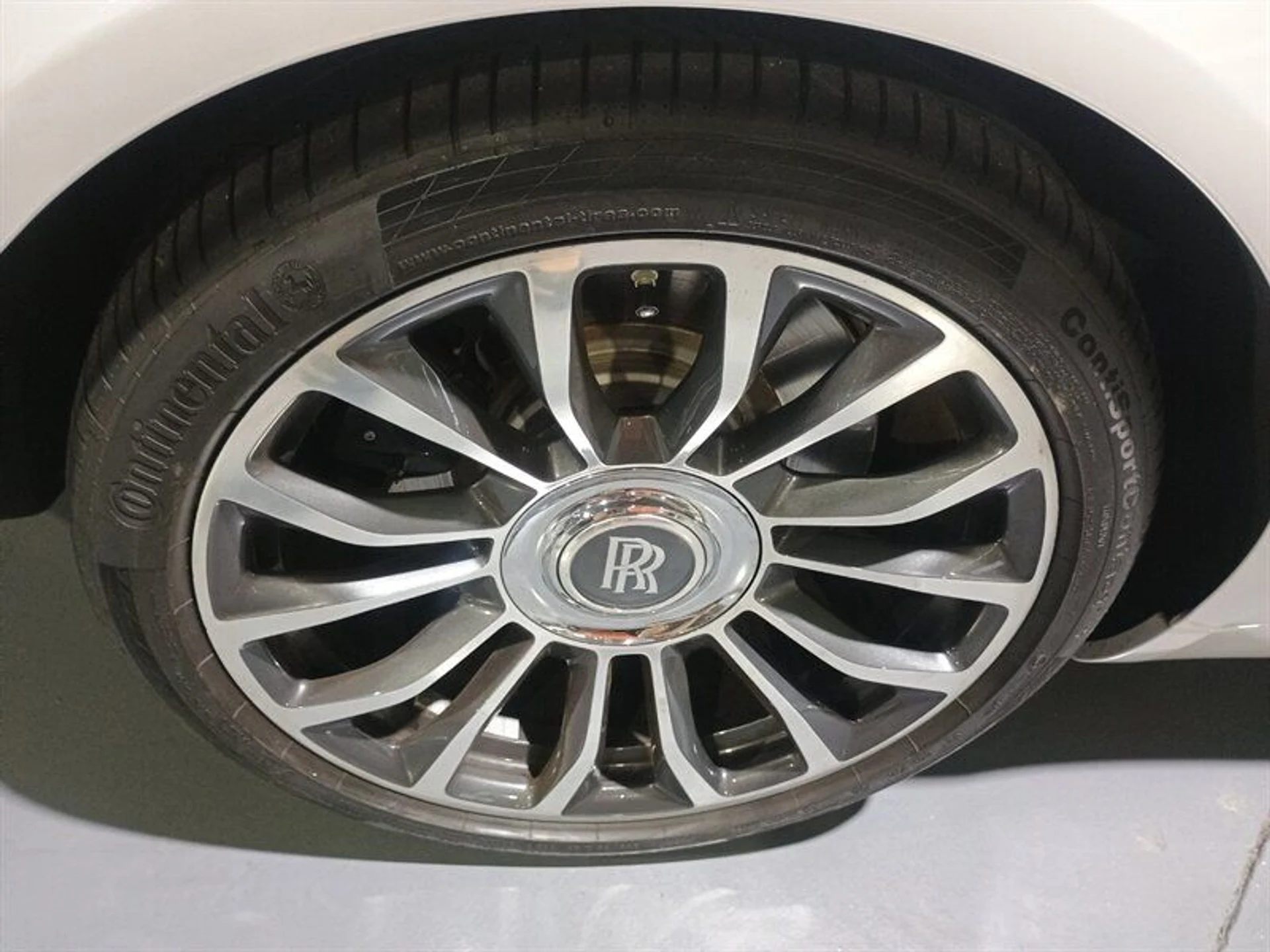 mph037_865278374_79e84b0276_800_6d678d6815