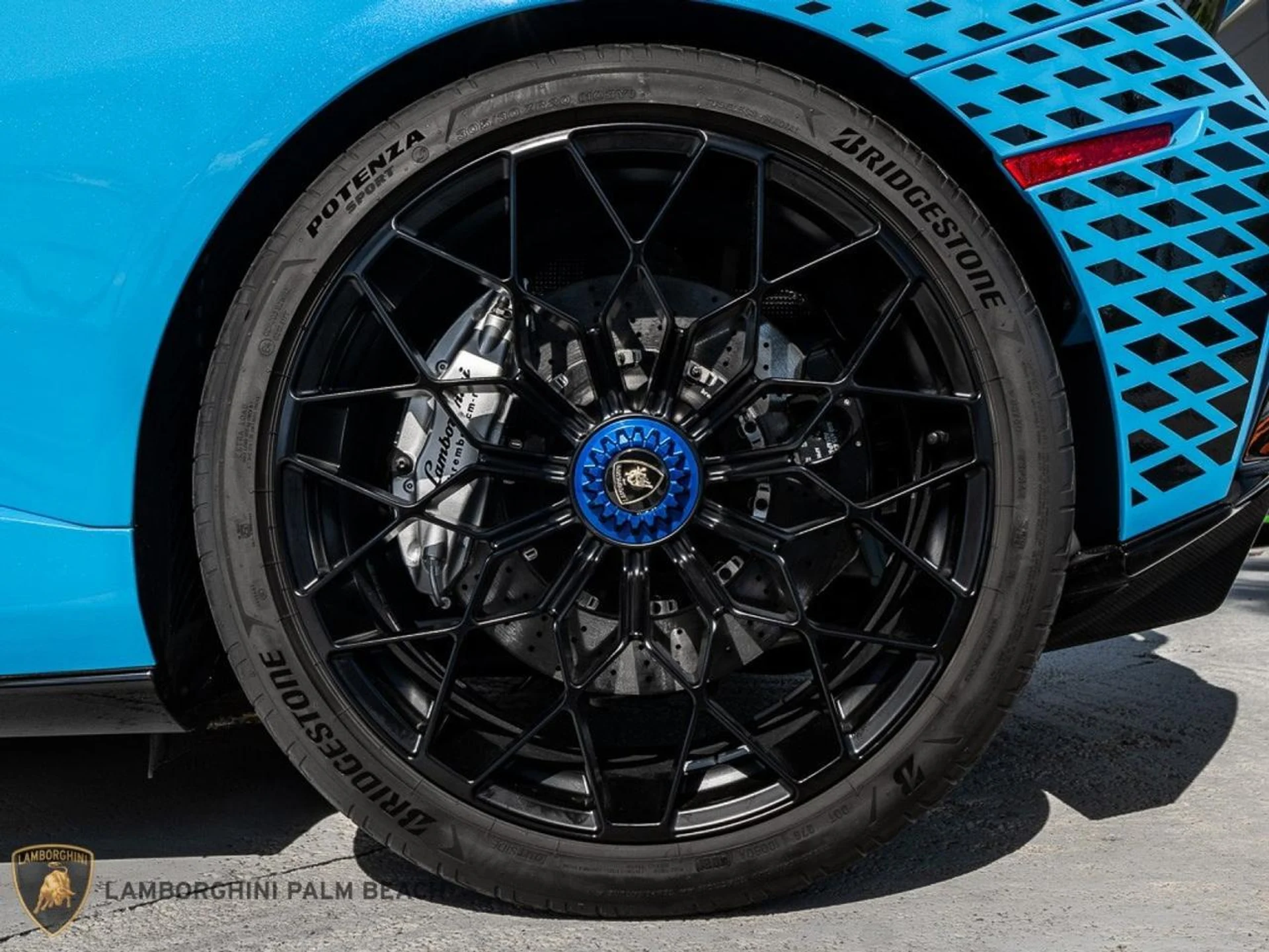 mph037_868347916_8aaaa405371026a47a42b9cb7fa658f4_06df4d4275