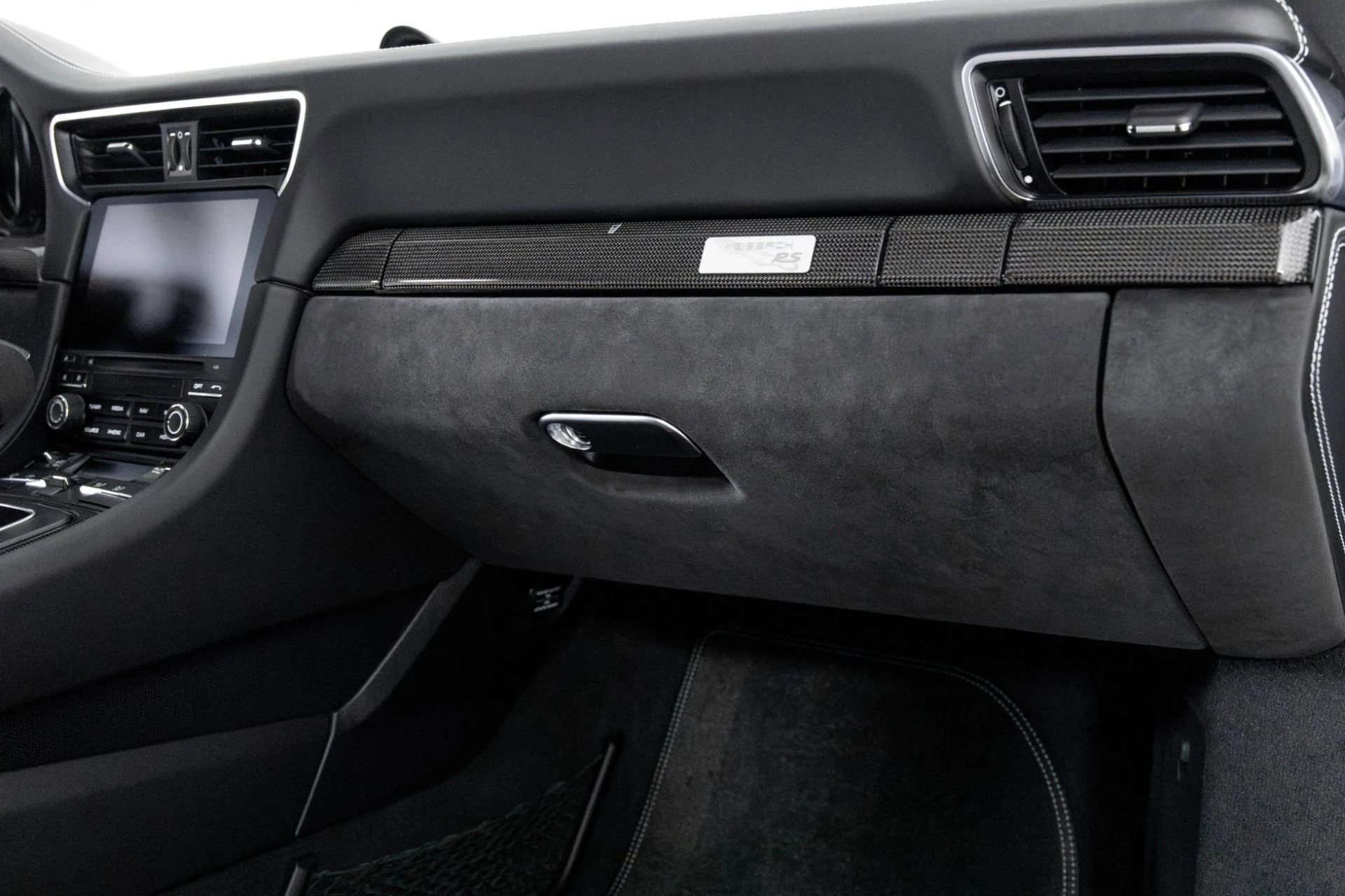 mph037_873645086_Used_2018_Porsche_911_GT_2_RS_1762386679_6bf39da238