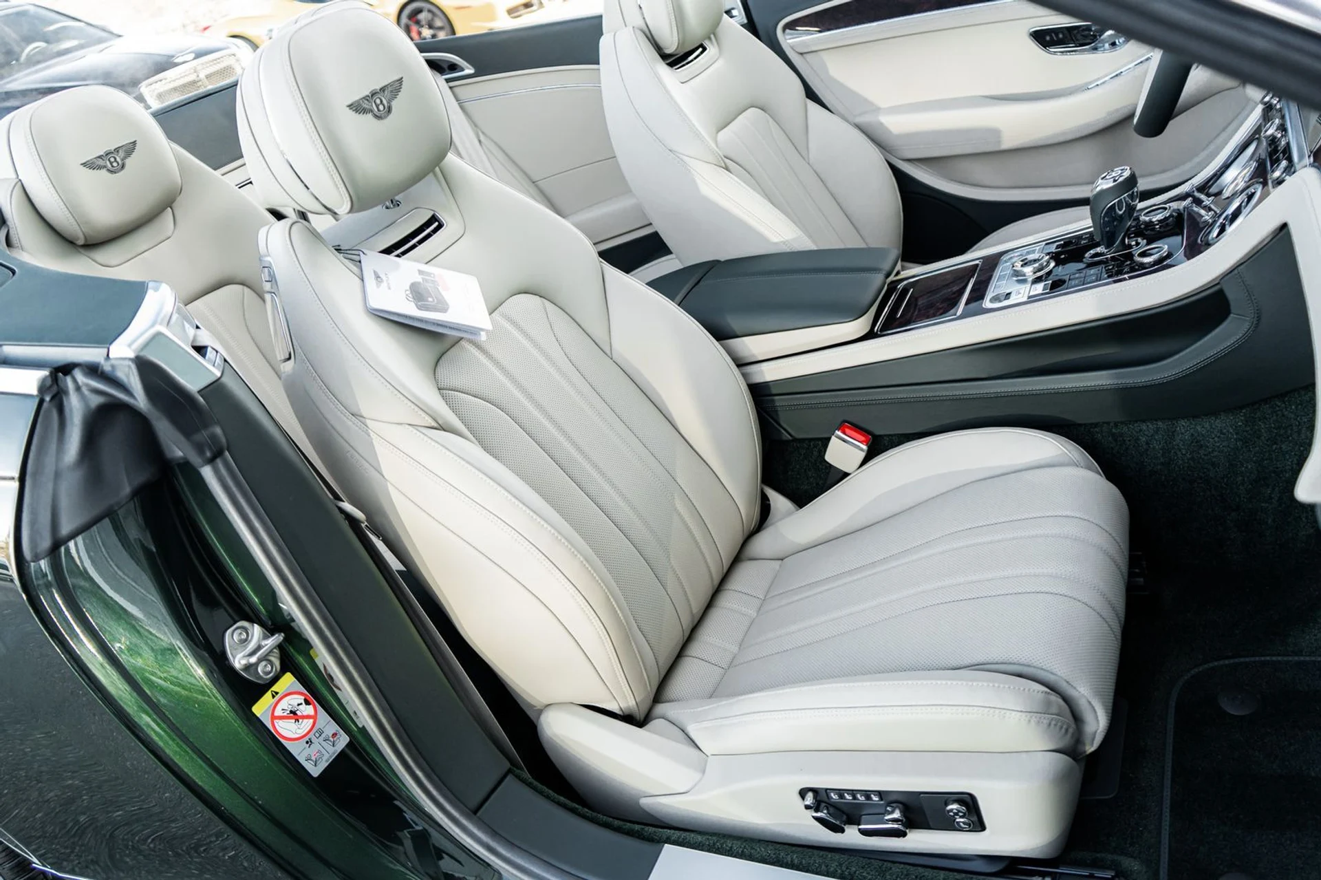 mph037_880025757_491f2c2f_93e5_4d2f_ac84_a22eed80a00a_3e4e7e3179