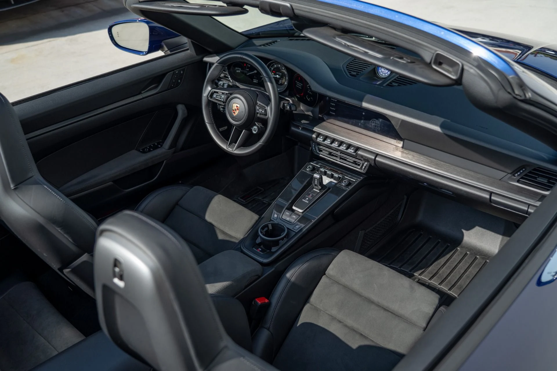 mph037_884394819_Used_2024_Porsche_911_Carrera_GTS_1761603091_24f7fb85d8