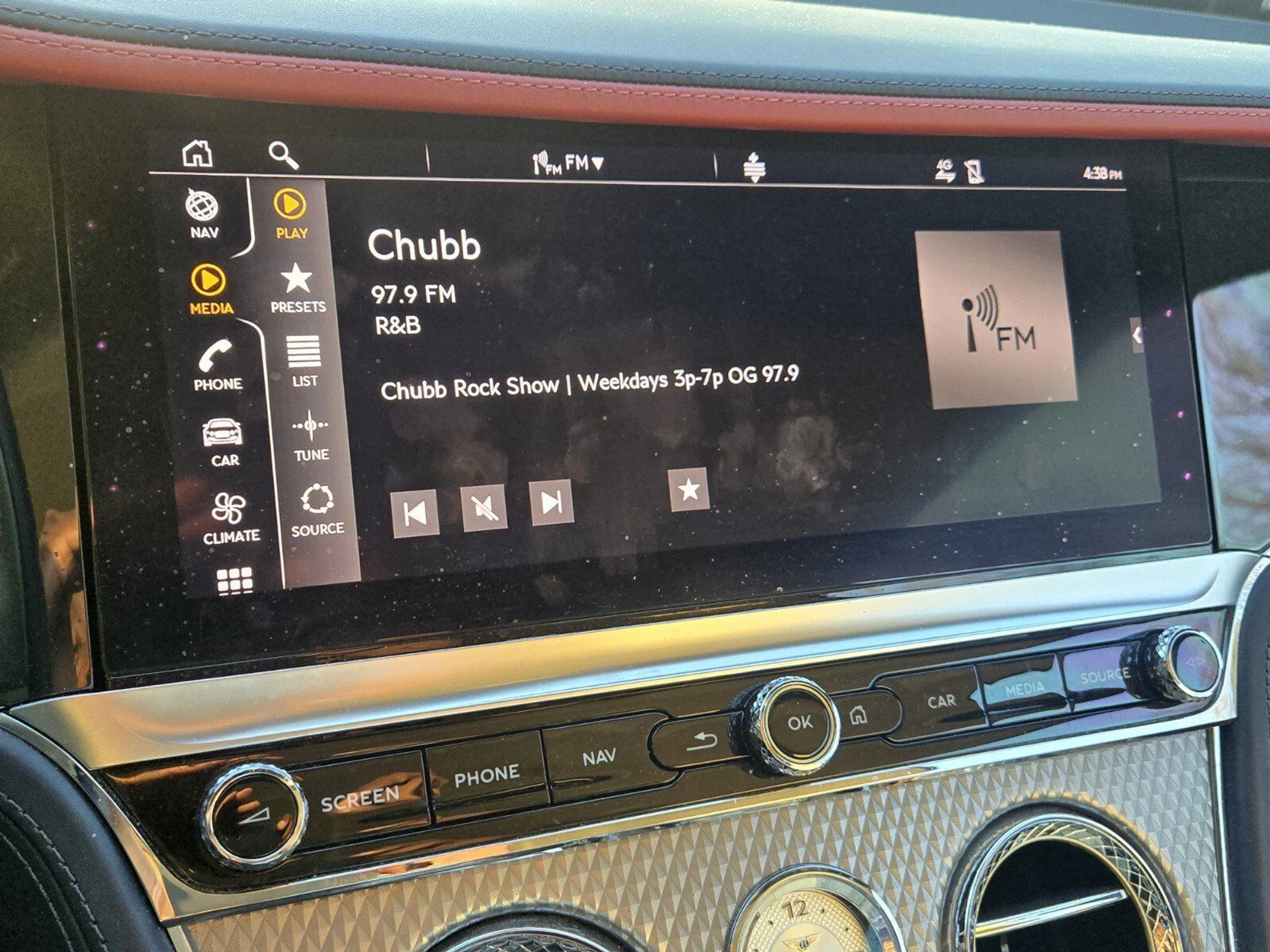 mph037_88541095_5ad4e17ef4093a5b1059cebb4312ca32x_dd6c69378e