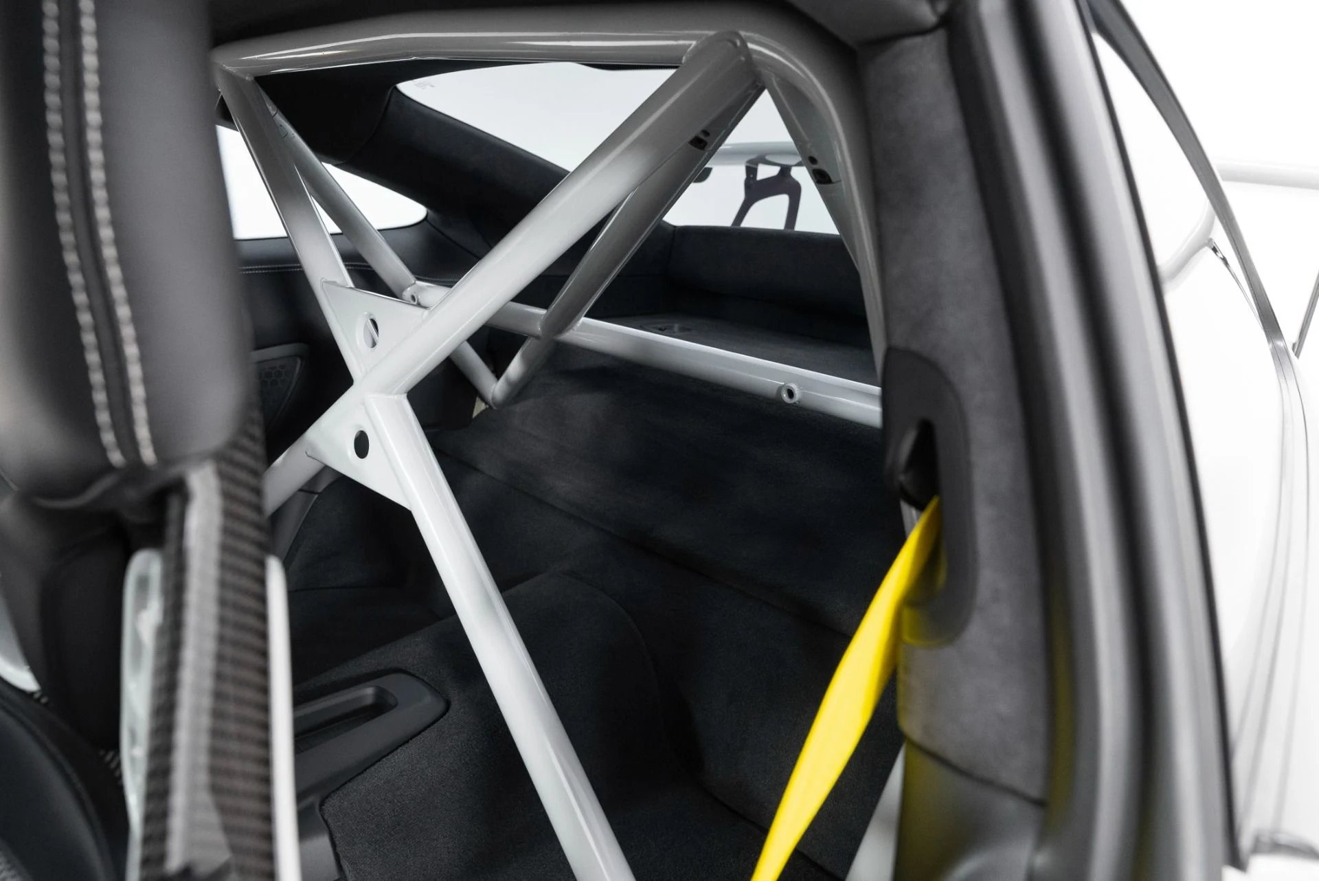 mph037_890564365_Used_2019_Porsche_911_GT_3_RS_1758126565_638a8c3267