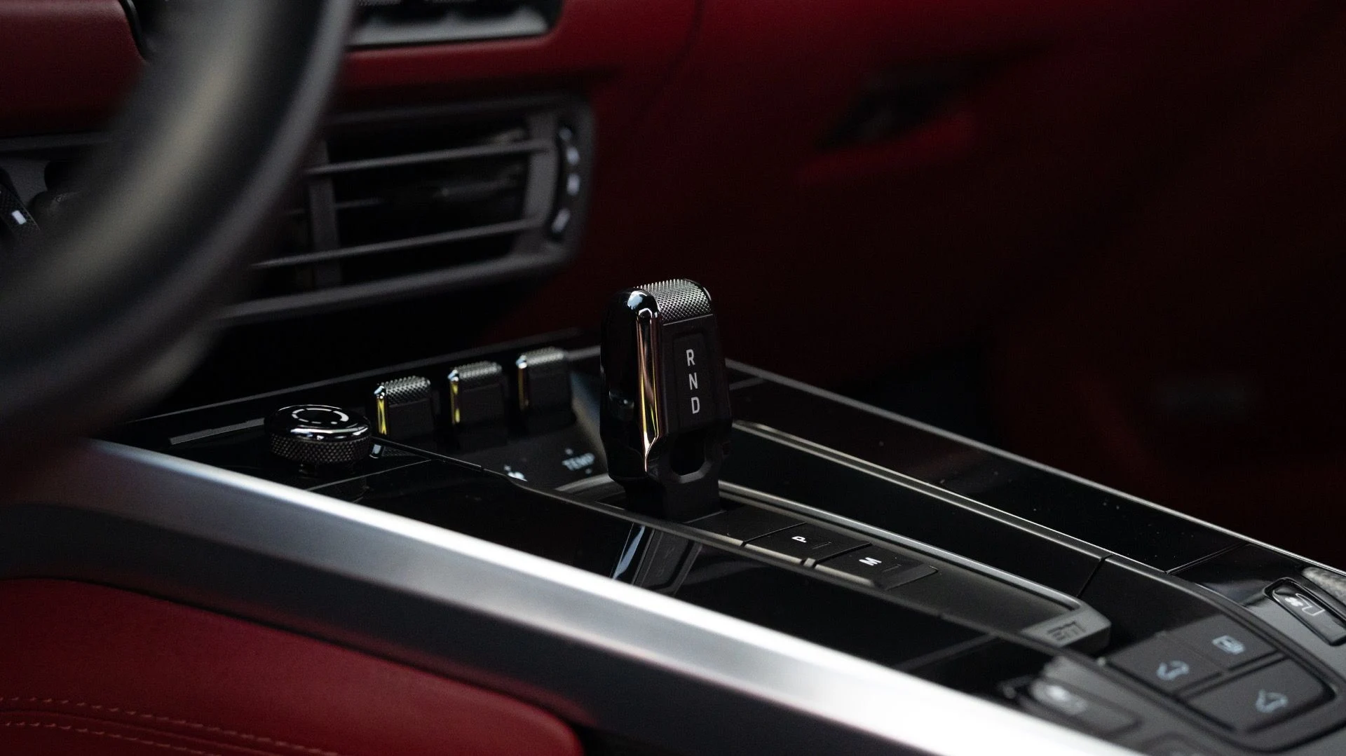mph037_901786619_Used_2022_Porsche_911_Turbo_S_1753978712_efe04ff912