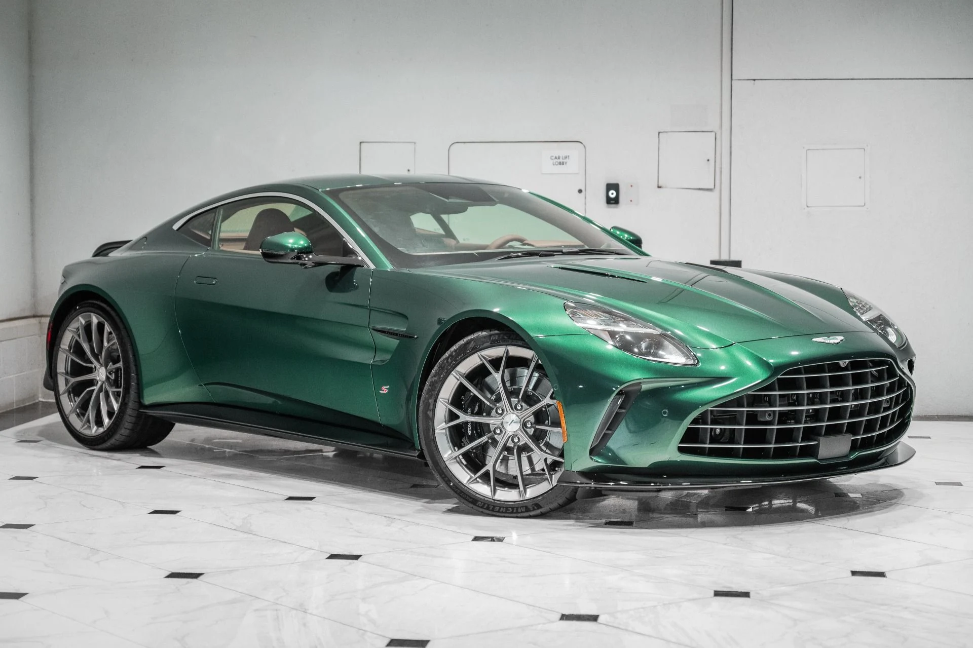 mph037_904158346_New_2026_Aston_Martin_Vantage_S_1790177478_d5efd9ec86