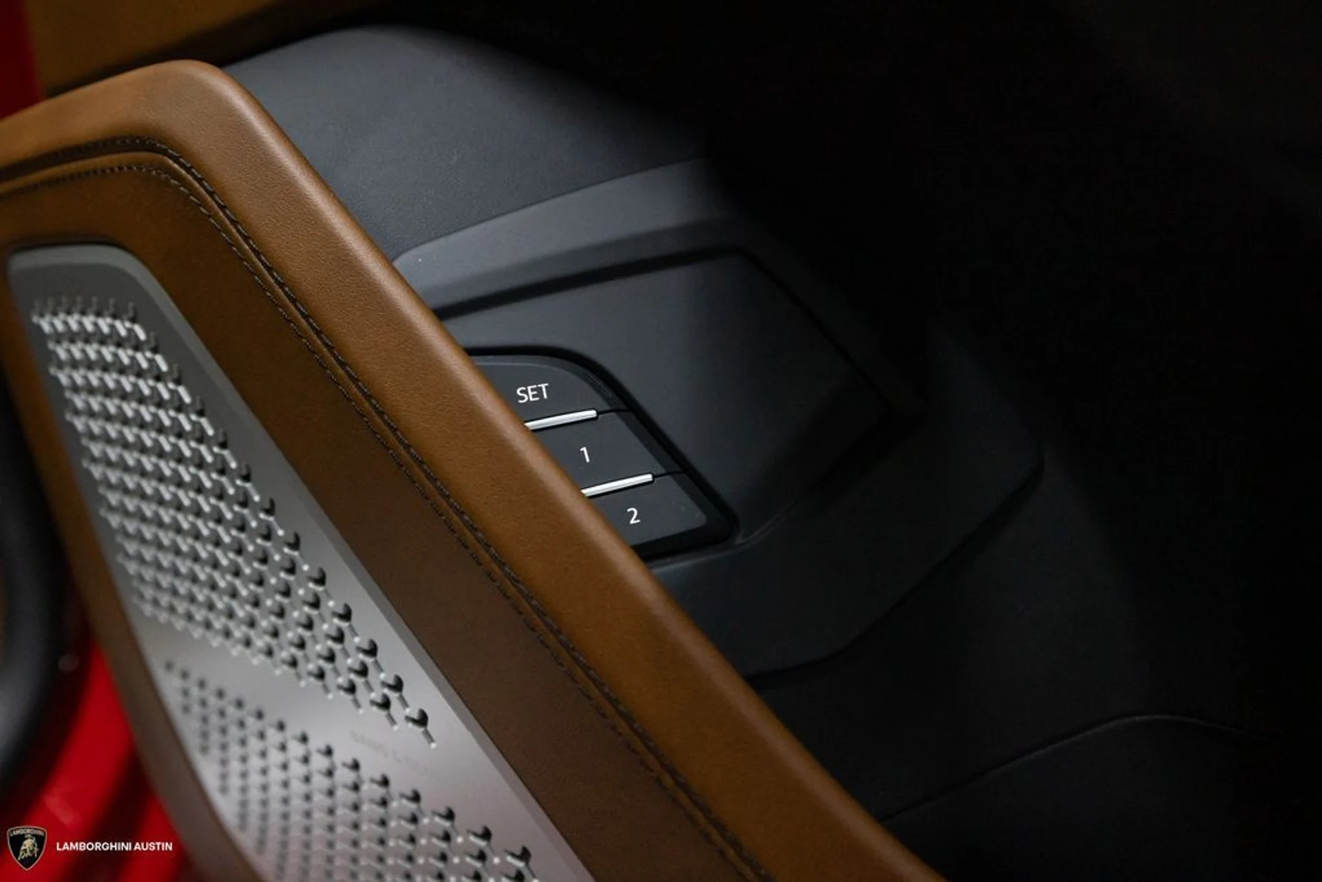 mph037_912557079_076651b0e206f5ac6be61251cb39095dx_78c19495e9