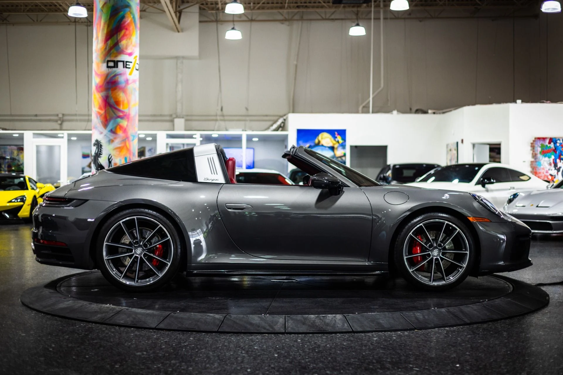 mph037_9142998_Used_2022_Porsche_911_Targa_4_S_1770782641_3c19144367