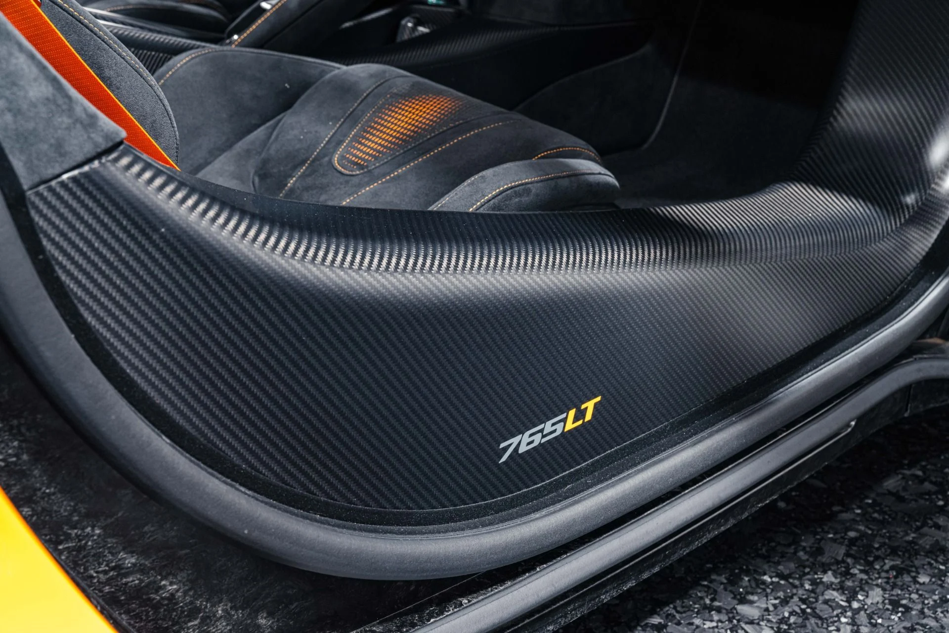 mph037_930744856_Used_2021_Mc_Laren_765_LT_in_Papaya_Spark_w_ALL_Carbon_Full_PPF_1761084327_e036fd87af