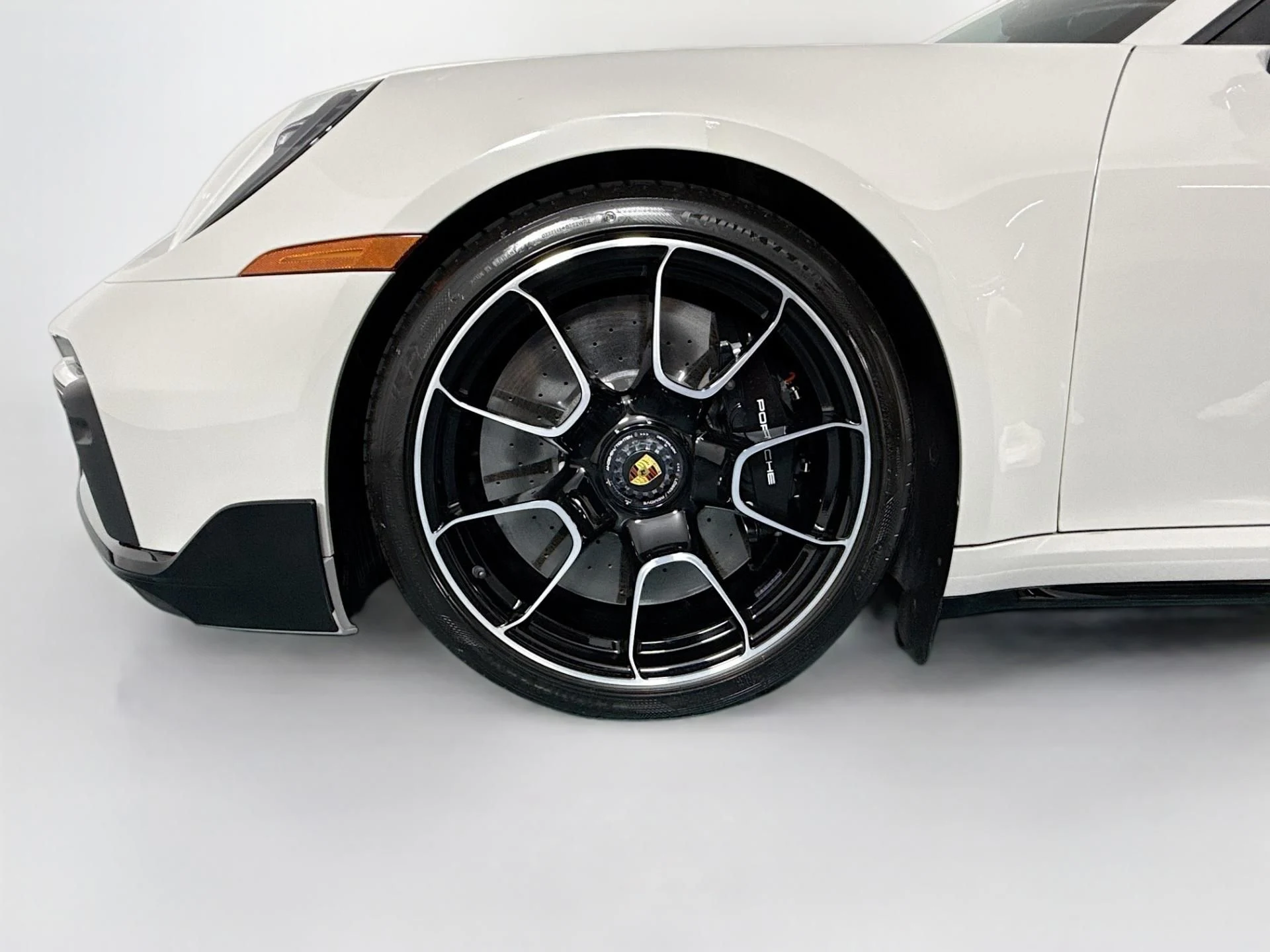 mph037_931408460_Used_2025_Porsche_911_Turbo_S_1785281651_468712d90c