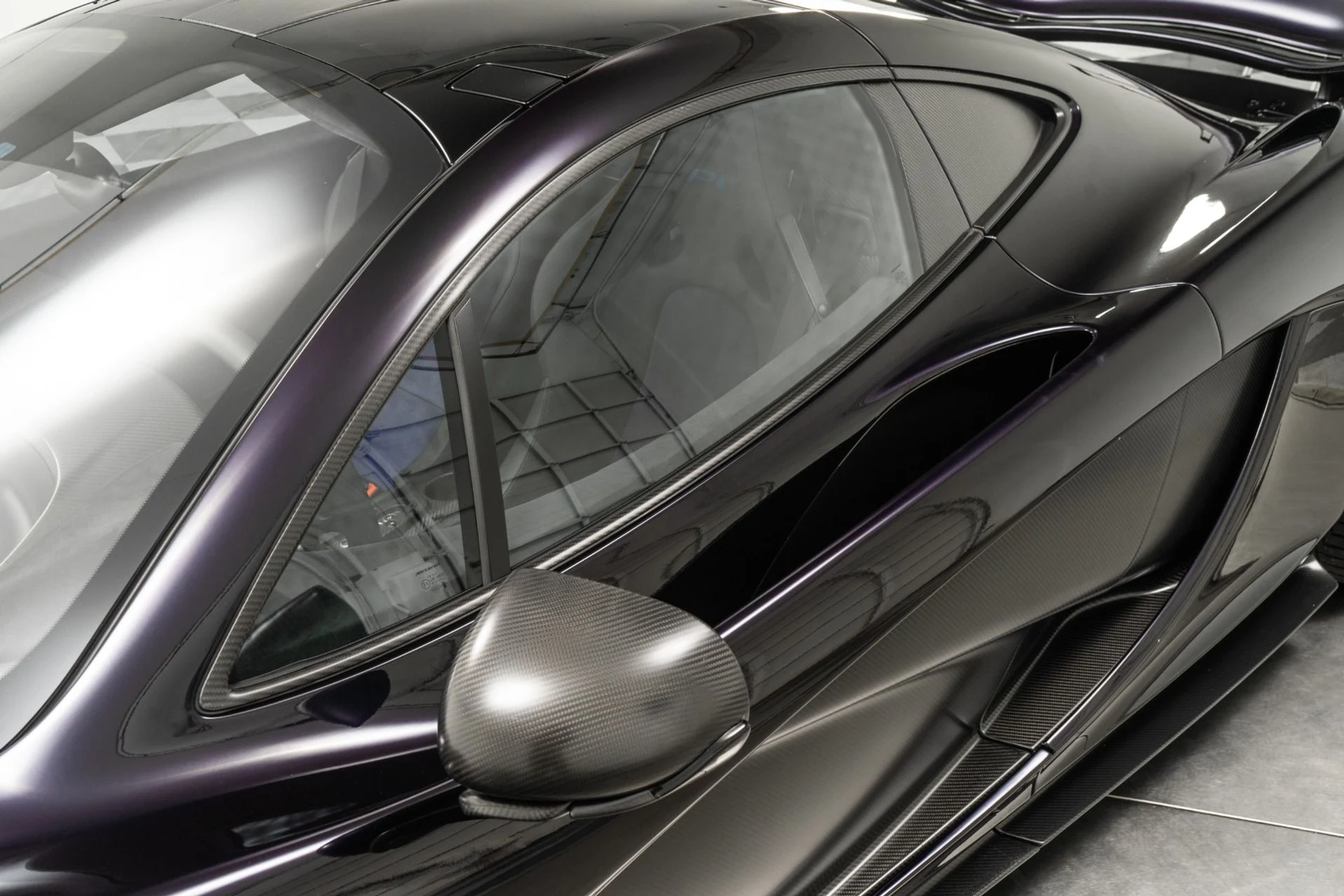 mph037_935618854_Used_2015_Mc_Laren_P1_1757693510_dbc8ce0e1f