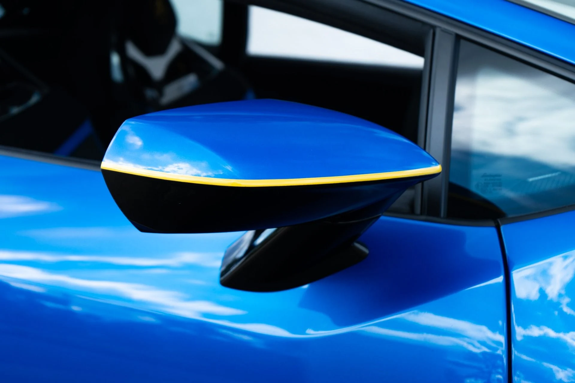 mph037_944459141_Used_2023_Lamborghini_Huracan_Tecnica_1790706752_a40184c9a3
