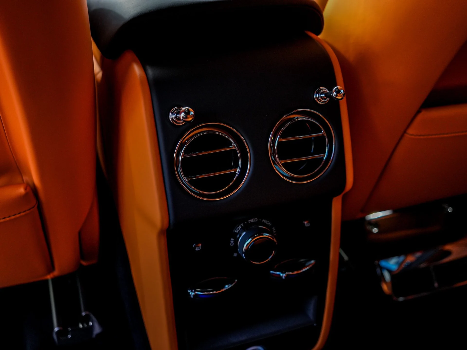 mph037_970609355_Hi_Tech_Luxury_Imports_LLC_SLA_23_HA_06_VU_236740_image_37_b28b0beeac