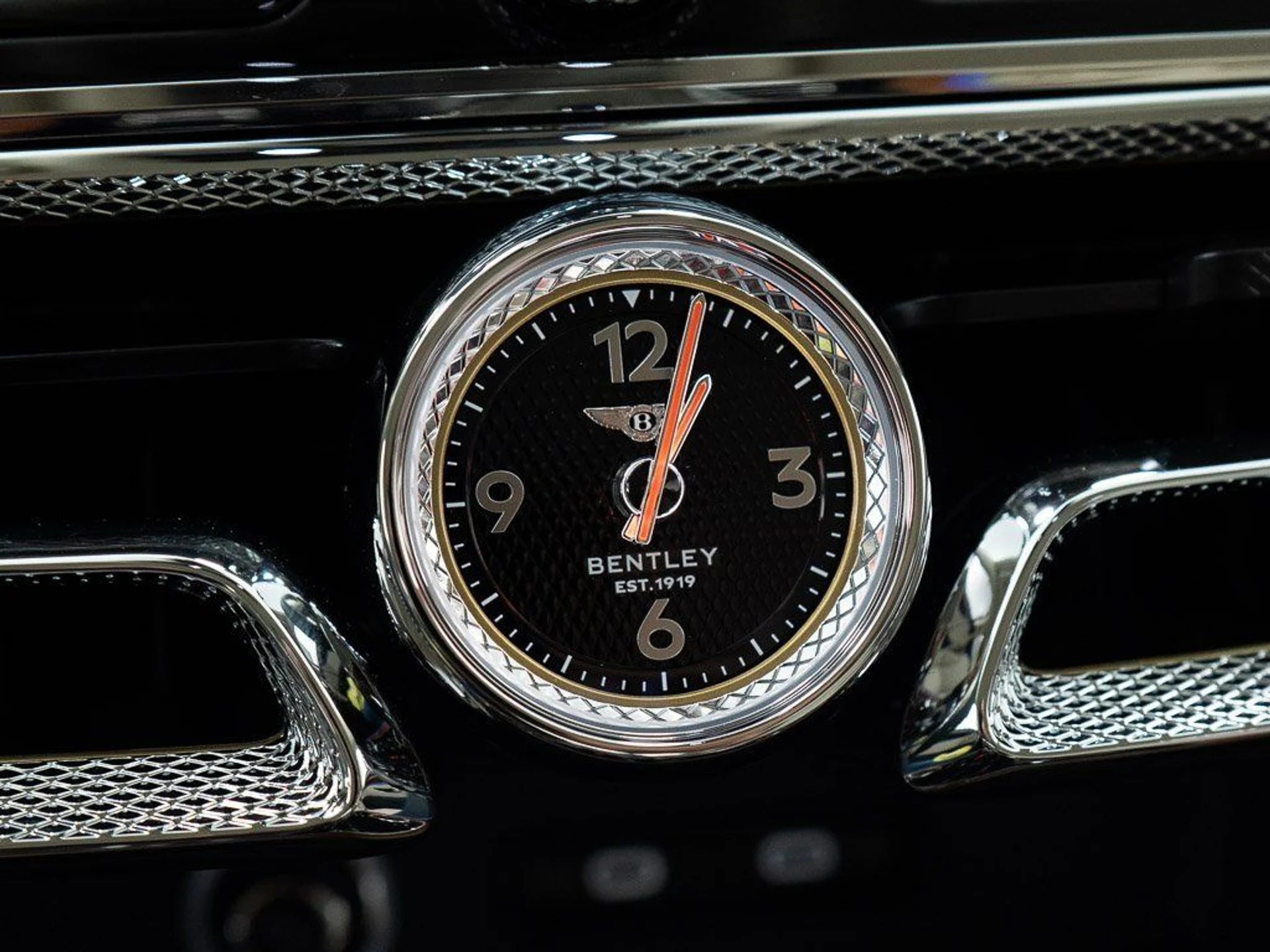 mph037_97945266_a84305b26809d37d60da3c4af1c8e94f_ca6ee227c0