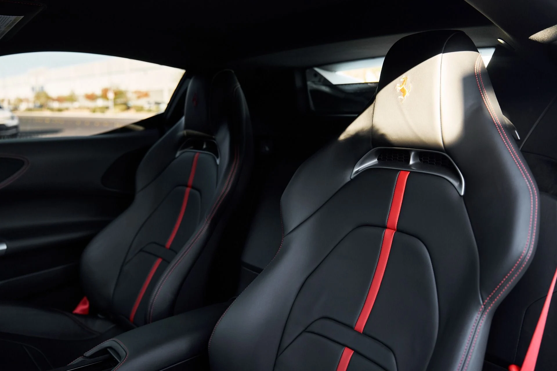 mph037_981429052_Used_2023_Ferrari_SF_90_Stradale_Base_1762650979_b49f4f2e4b