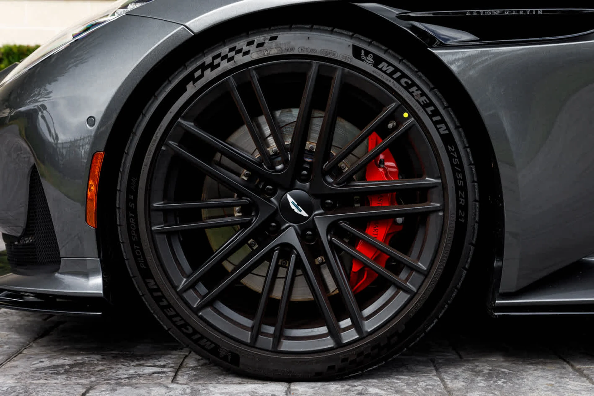 mph037_995934733_38_d17b67de78