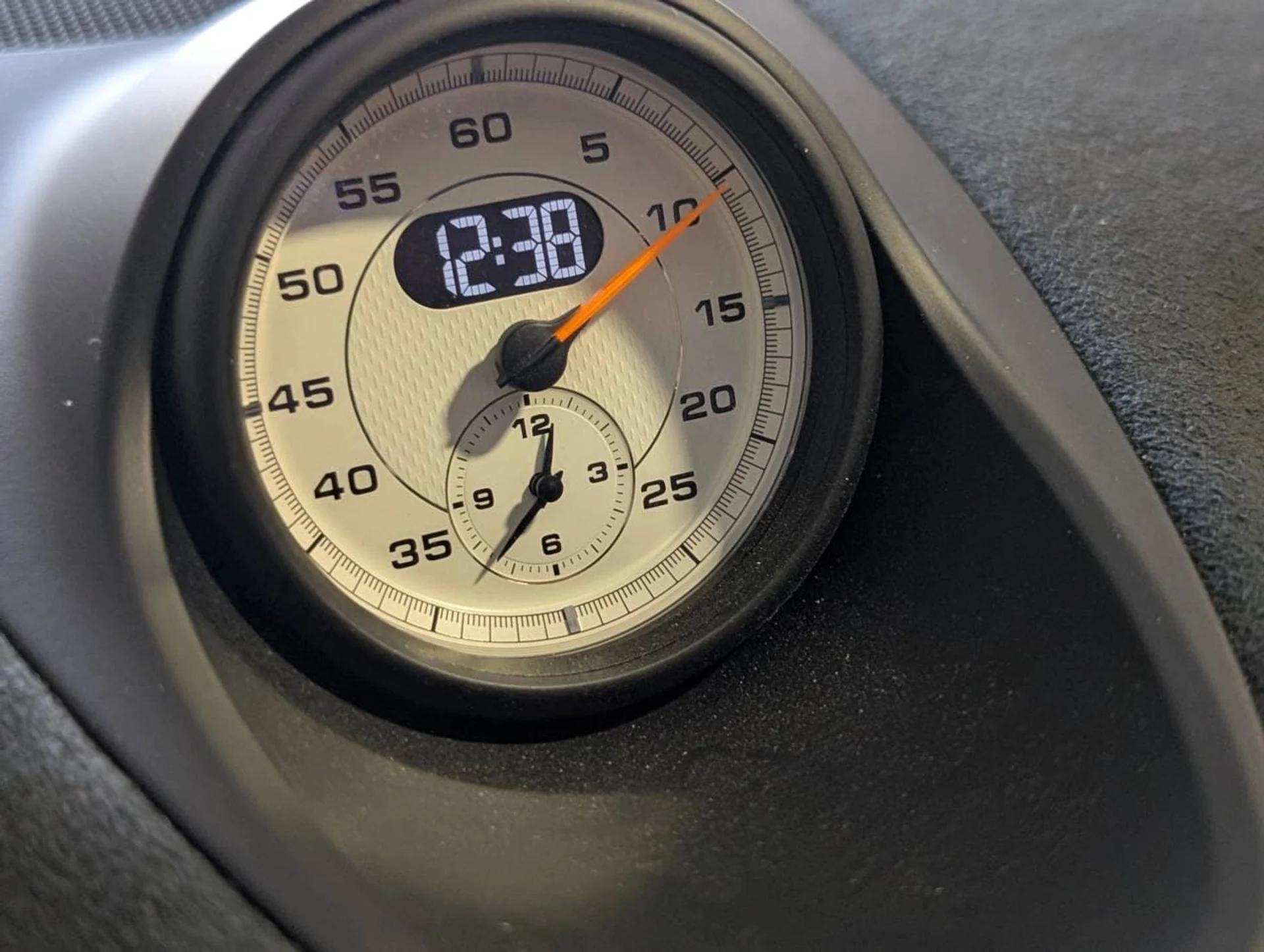 mph037_999859577_6682a556fc15c32460f6523a42132163x_068b28475d