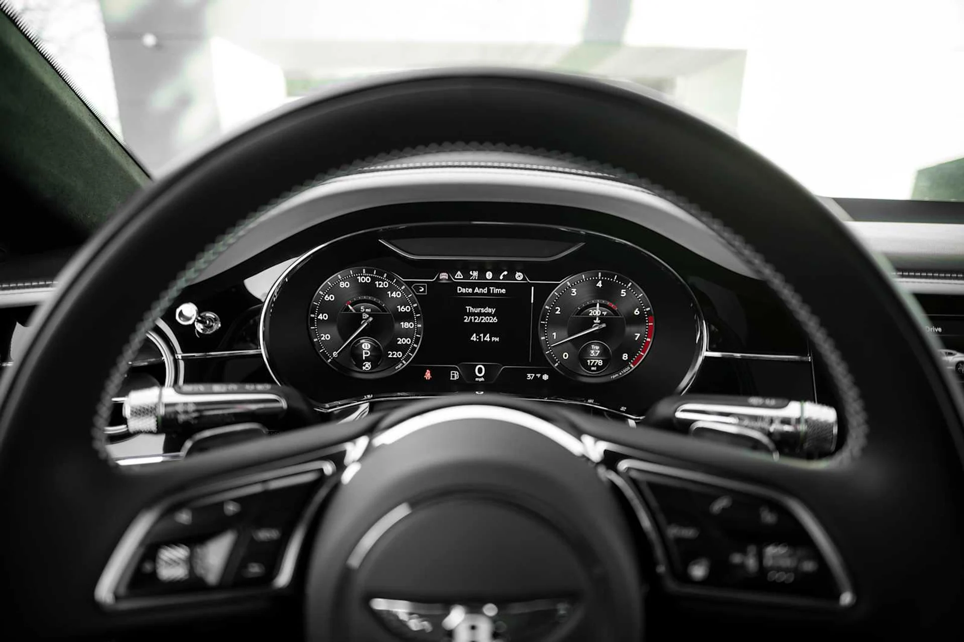 mph038_1000008273_aa2f2f57c802ec2cfa1c8781a308e055x_02291df4c4