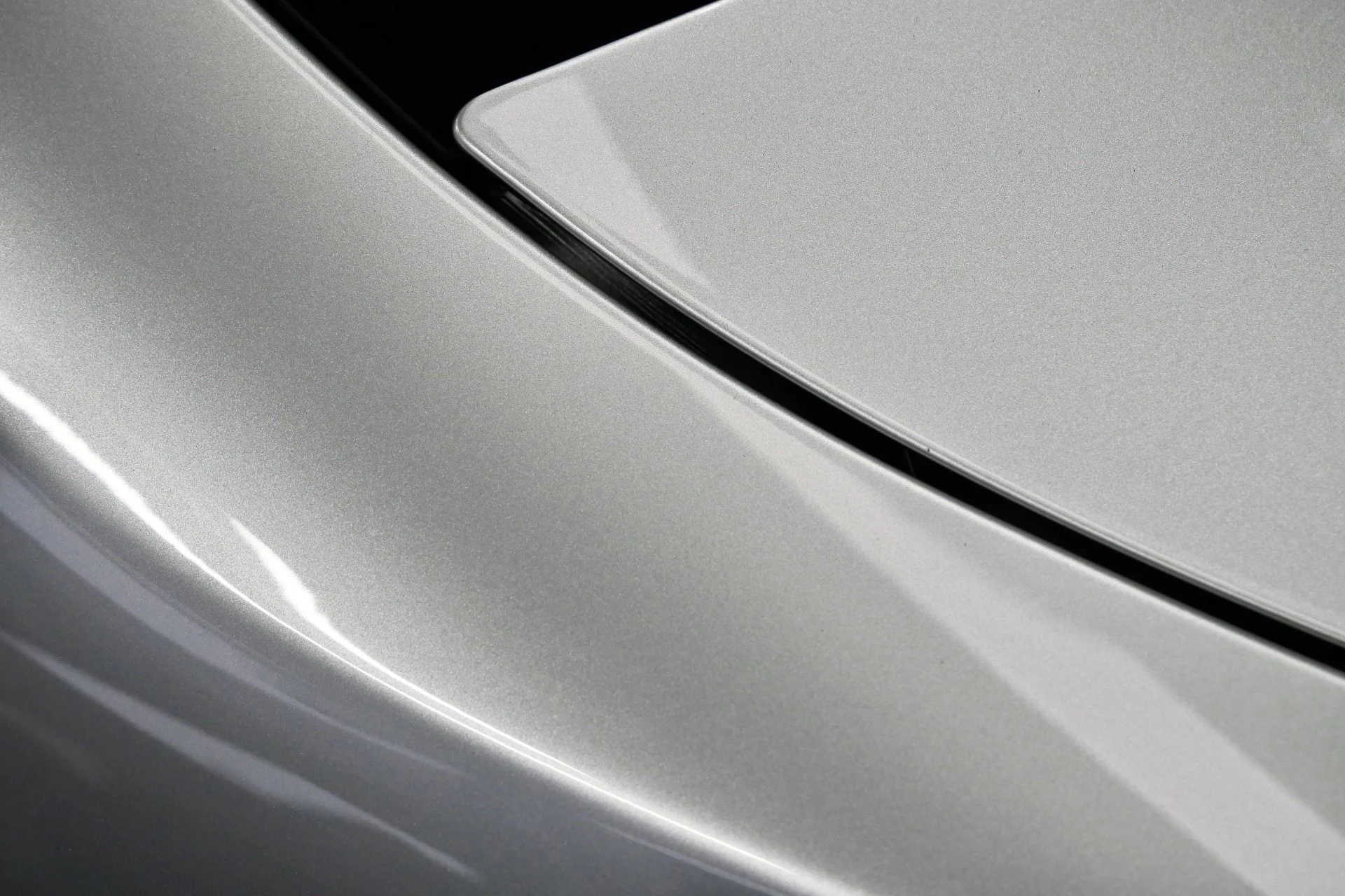 mph038_1004009309_Used_2013_Rolls_Royce_Ghost_Rear_Seat_Entertainment_Picnic_Tables_V12_Power_1766770444_be0826c2c8