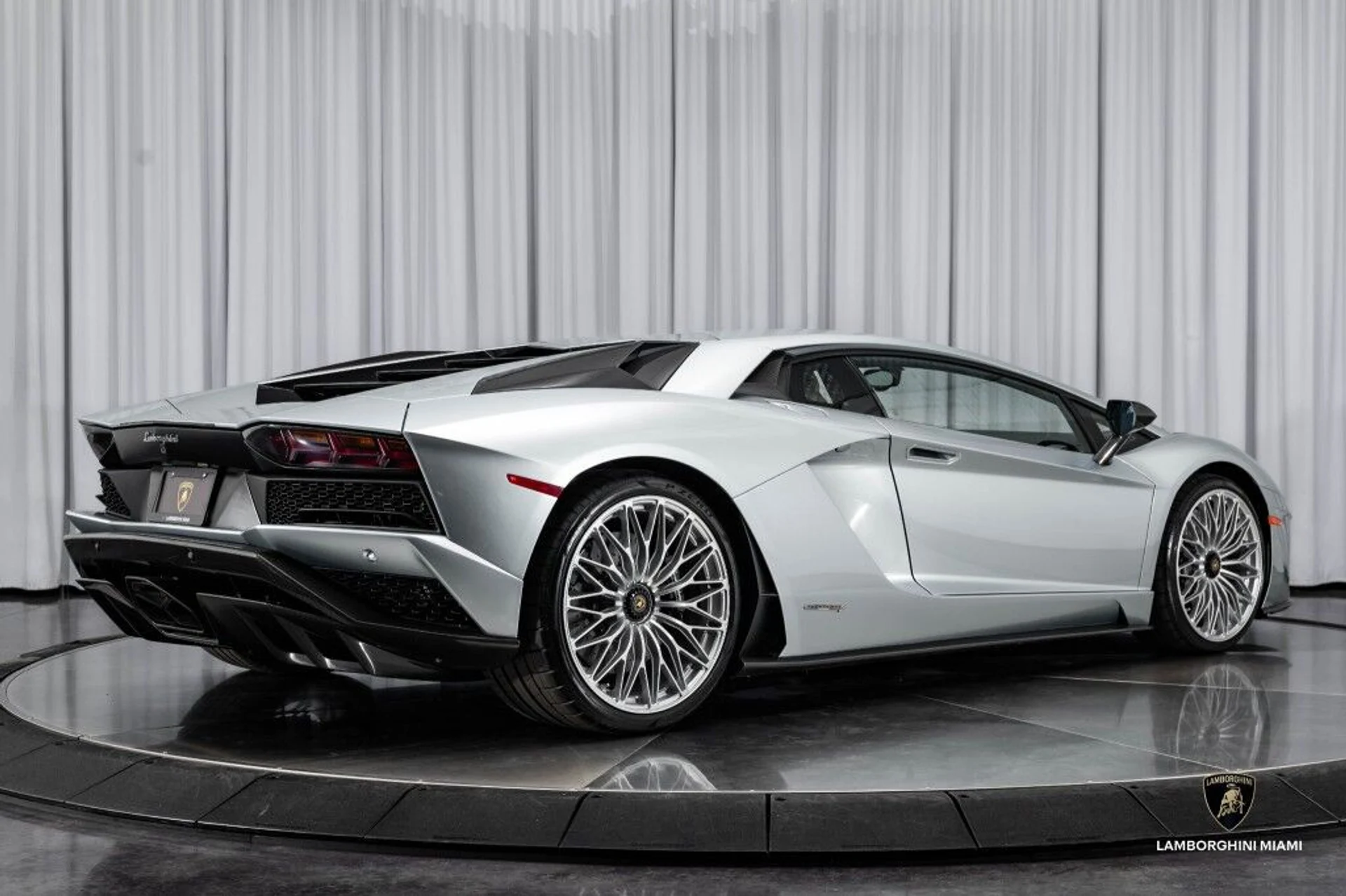 mph038_1005918114_b8cabd6004b1265ce561ed535bfe55ed_3c8f94aa40