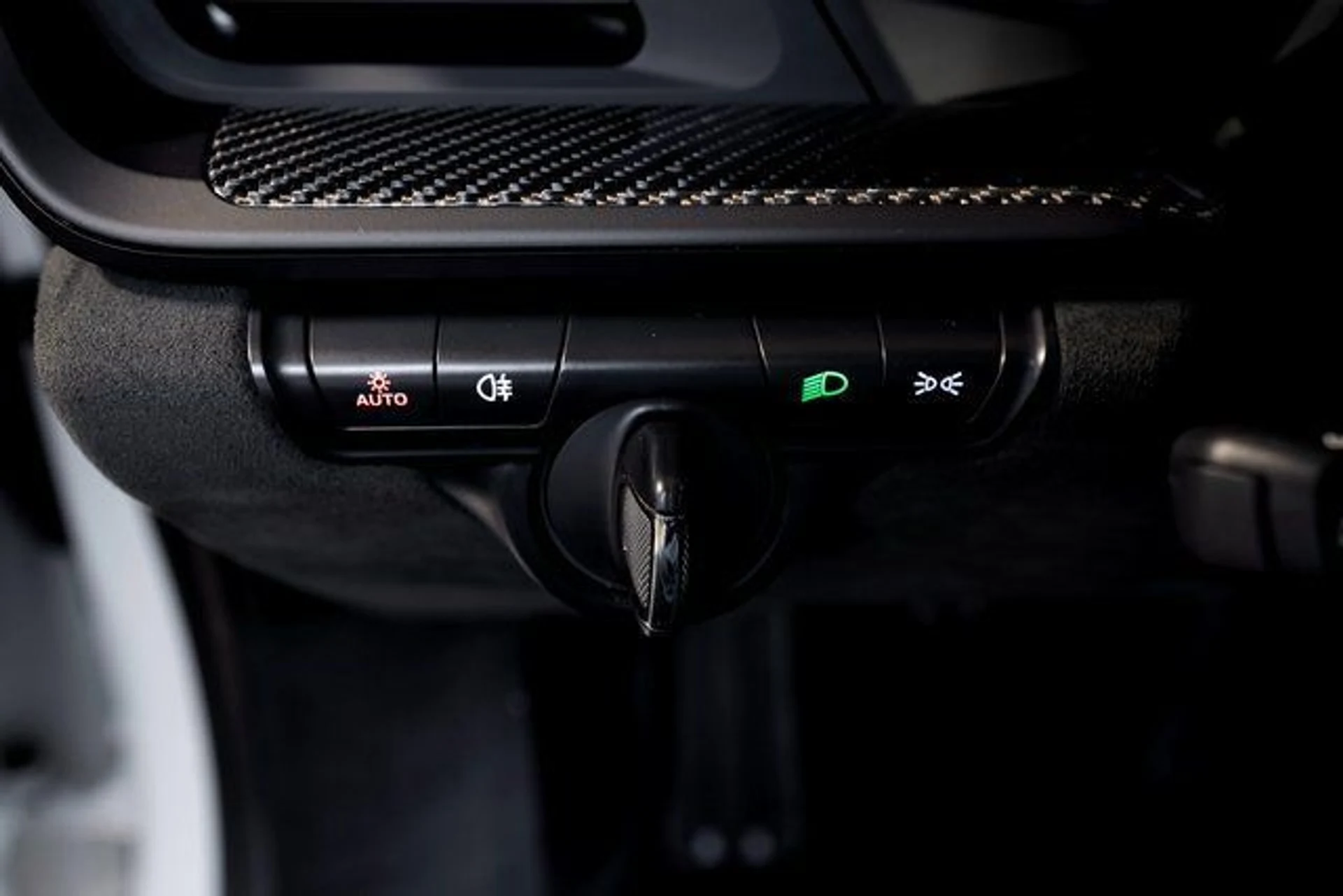 mph038_1013136647_1591199593fbb908519880288f4afde9x_2e3e9b90ee