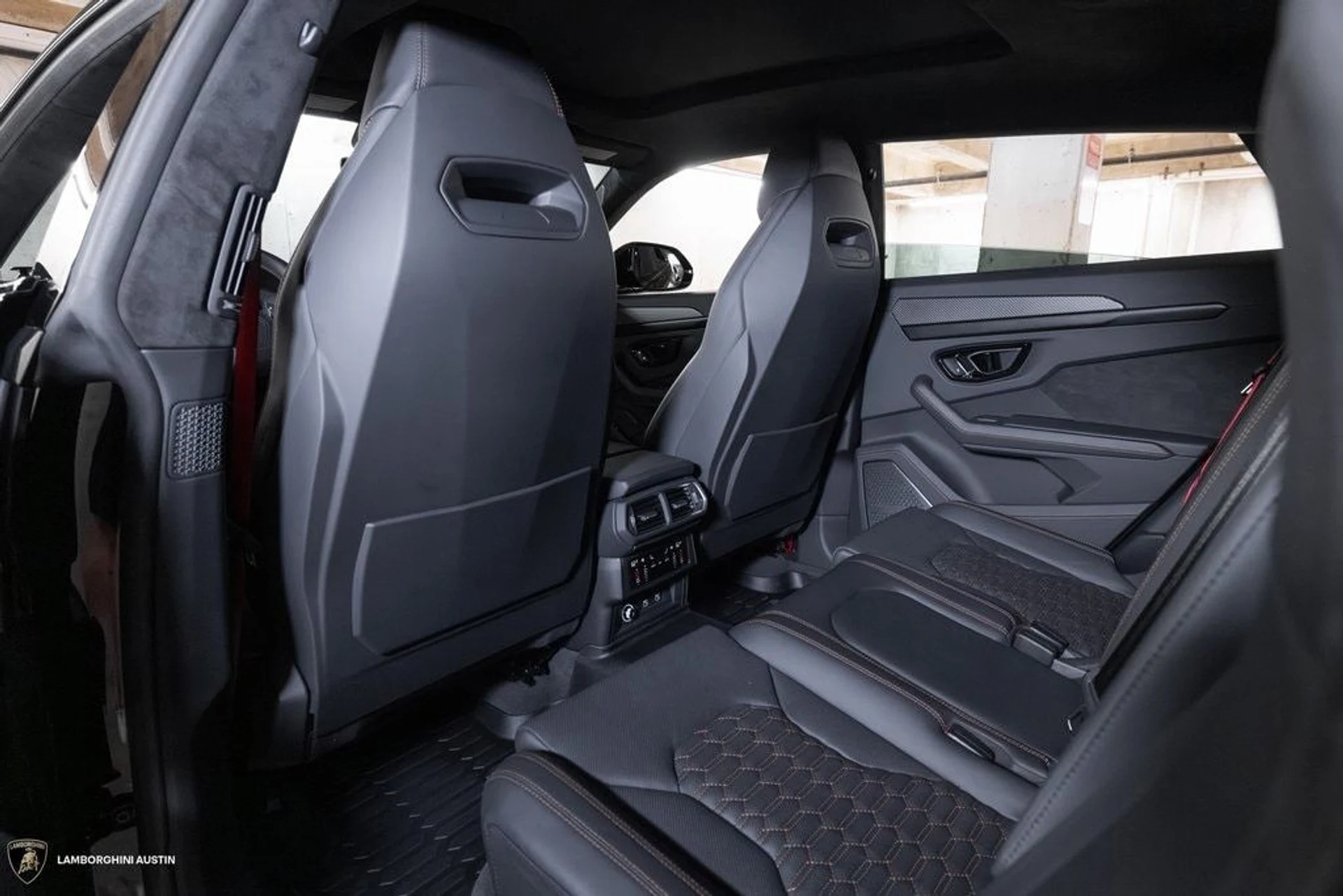 mph038_1014722941_6ae6fd8e598bf64d47c4e6cc5763b13fx_726f57b170