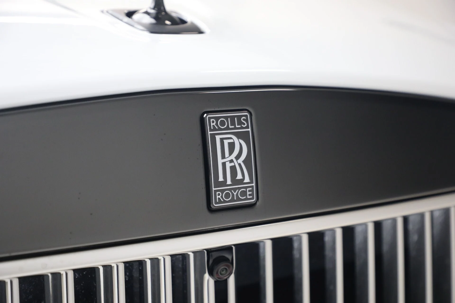 mph038_1019803530_New_2027_Rolls_Royce_Black_Badge_Cullinan_afdea6cfa5