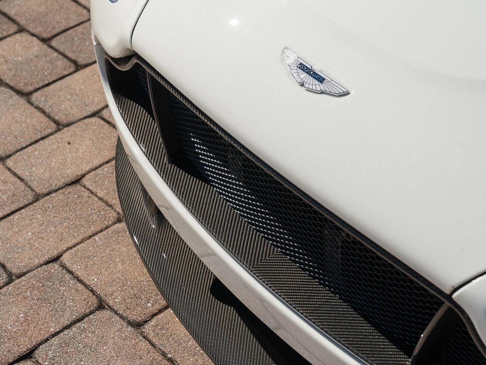 mph038_1020556847_Used_2017_Aston_Martin_Vantage_S_1792786095_18faa278bd