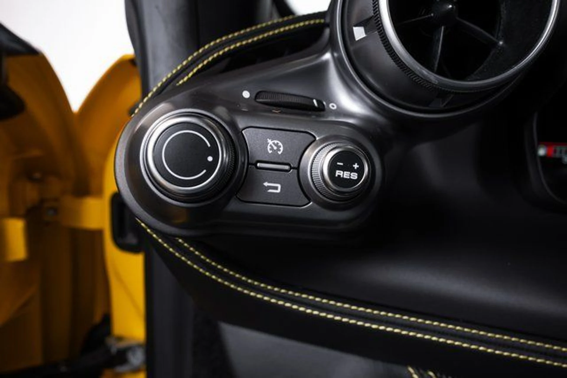 mph038_1023042711_d1c7bcc47cc944bc8003b4980d46dacax_f0bd369091