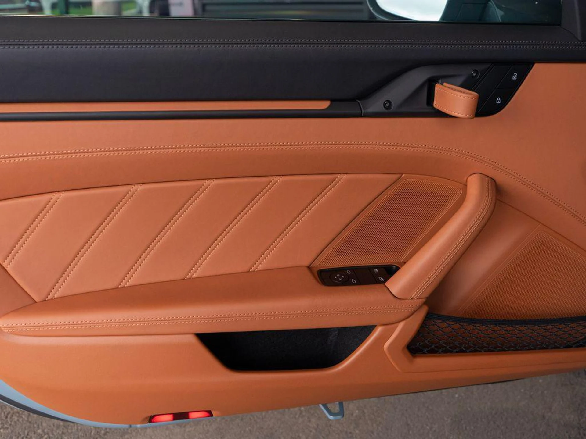 mph038_1027350638_F_Yp_Ce8_T_Salg70x_Df6_ANB_Uao_Csm_Q_30c4b2f1f2