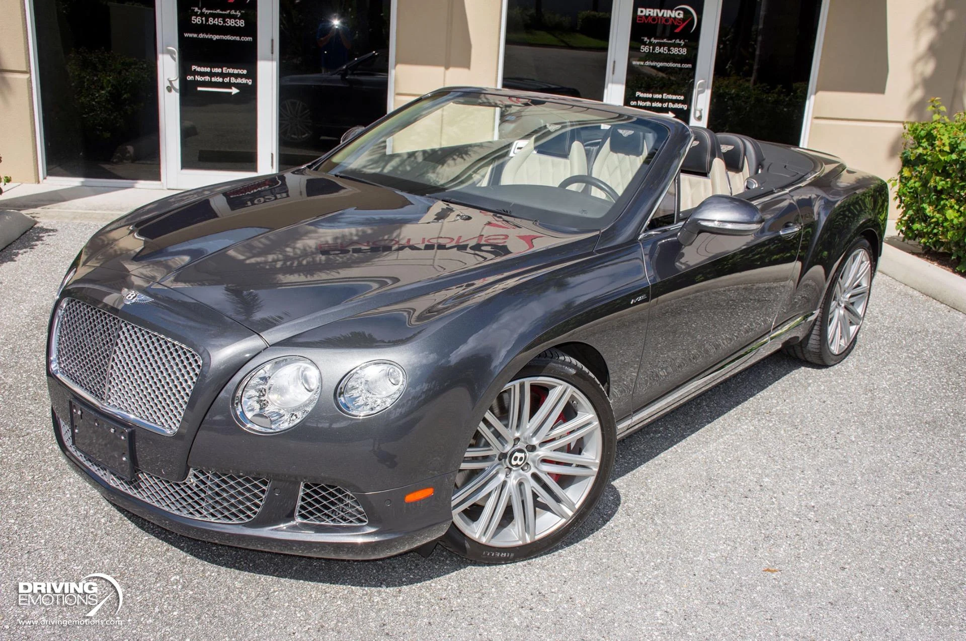 mph038_1034865996_871_p39_l_c4c83ee326