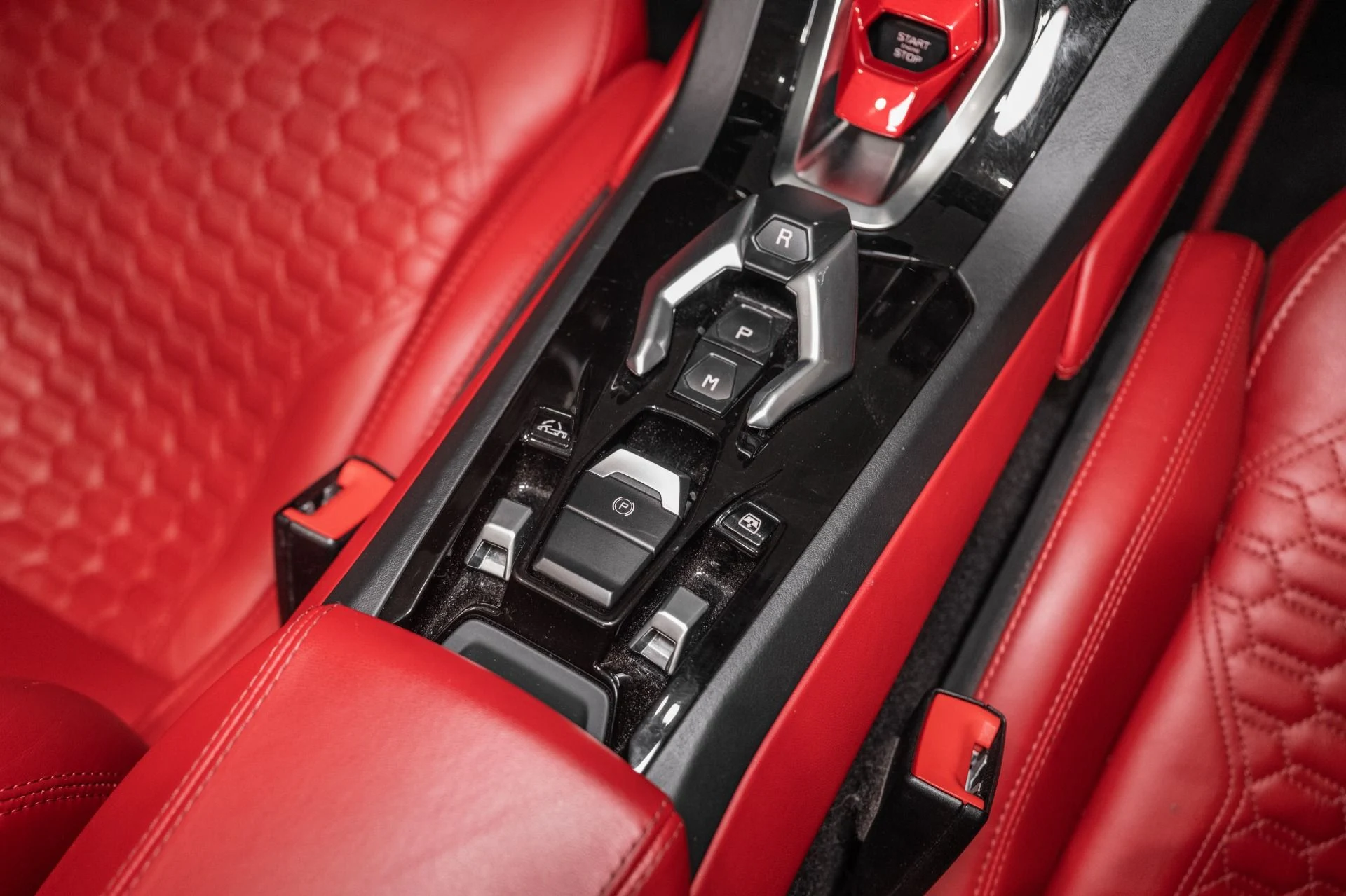 mph038_1036737924_Used_2016_Lamborghini_Huracan_LP_610_4_Spyder_1773071752_b5eb438ea9