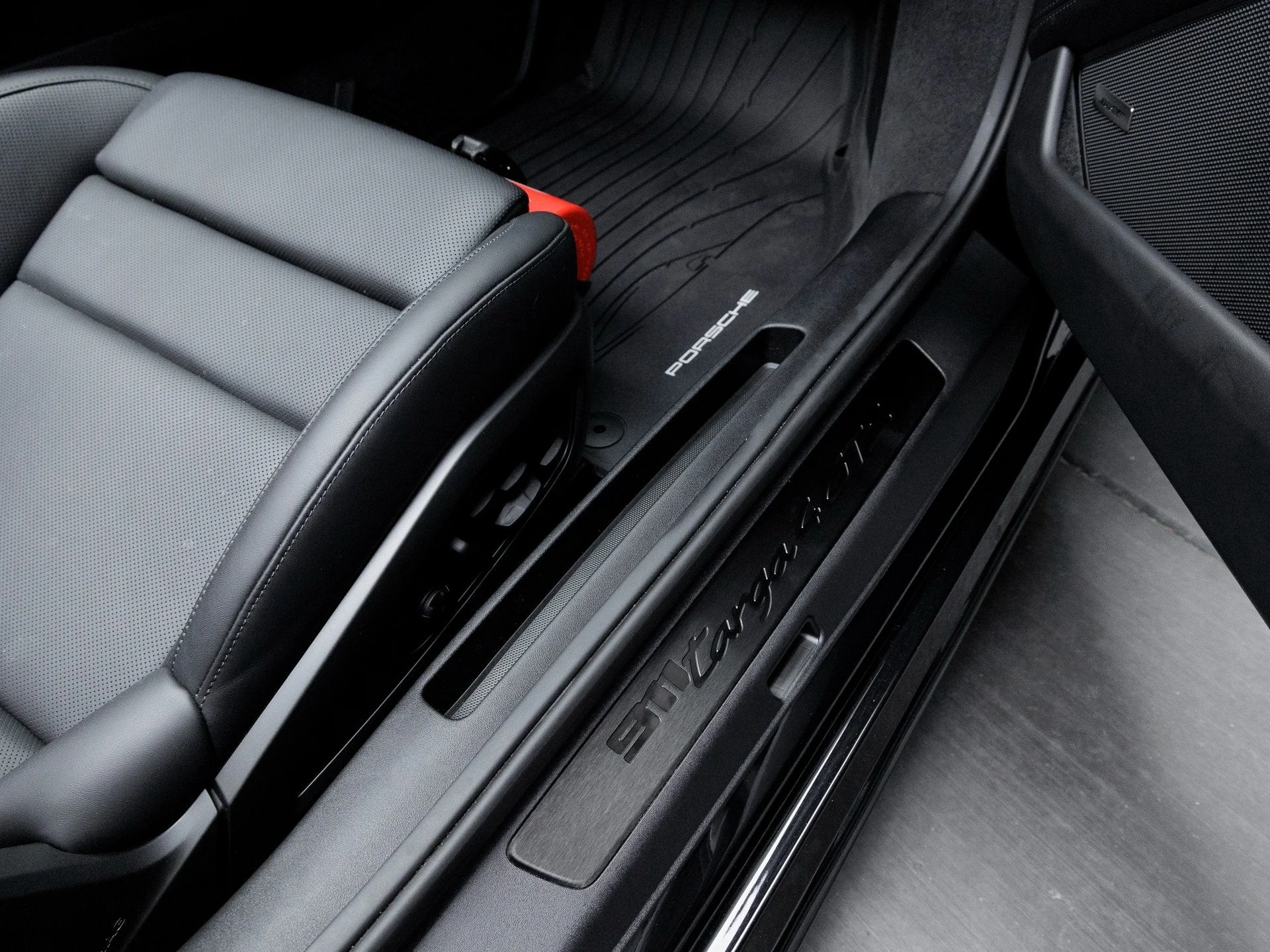 mph038_1037660260_39_9232161873