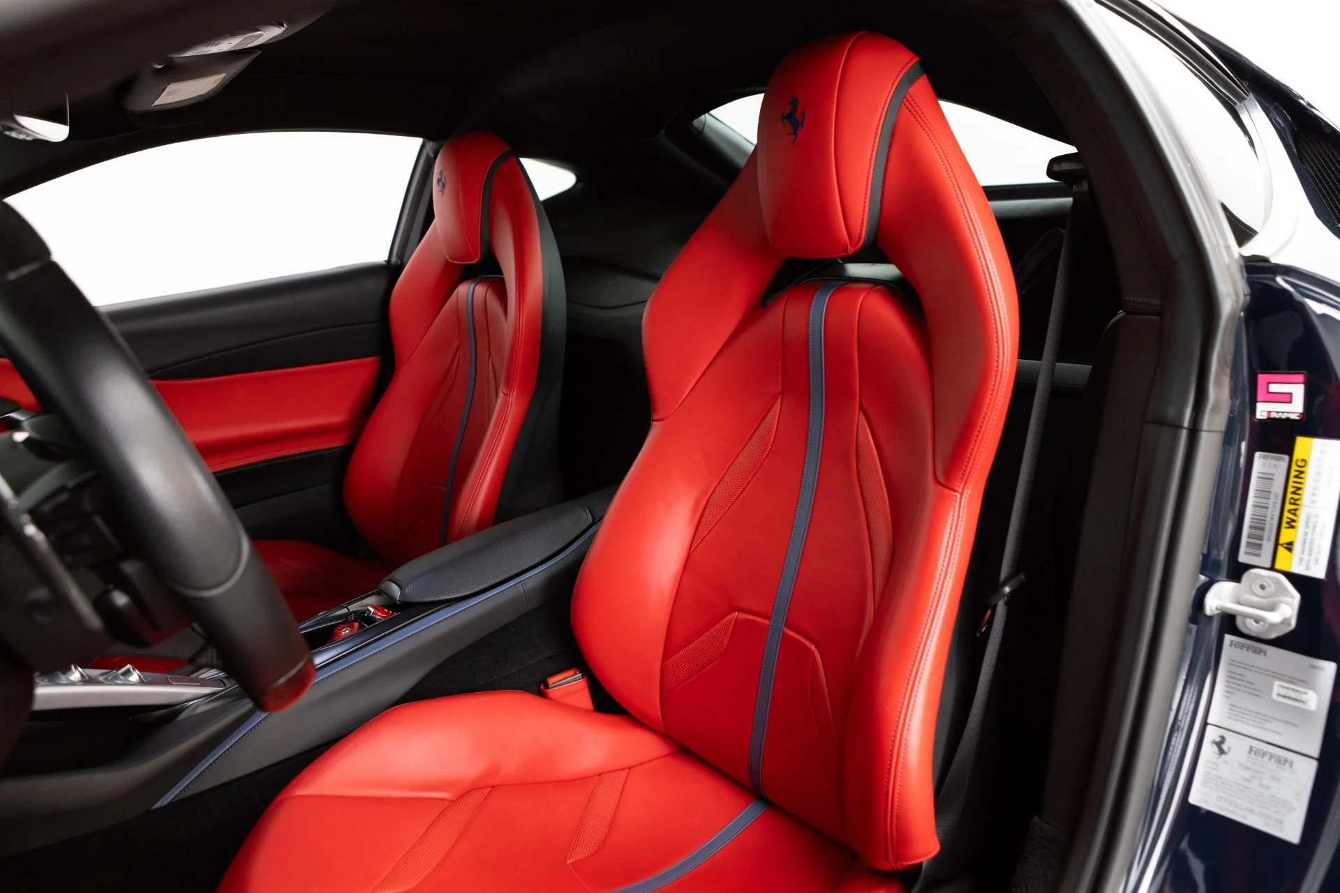 mph038_1042624883_Used_2020_Ferrari_812_Superfast_1779459079_ee80313949