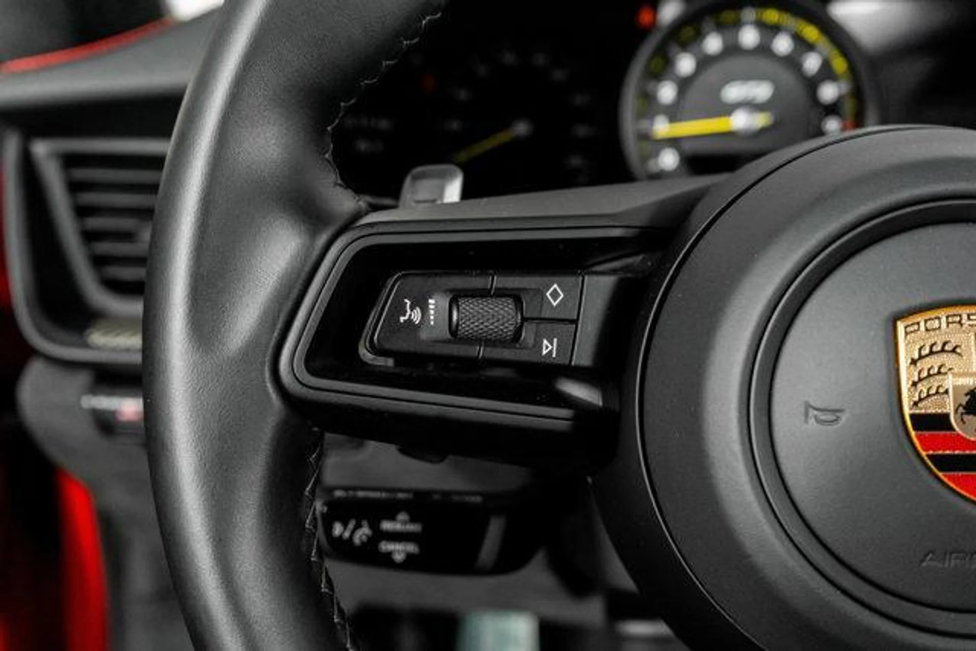 mph038_1055916590_ZUUDXR_6_E_Zw9_L2kzh_S7q6c_Ivhwzs_5bb1f37781