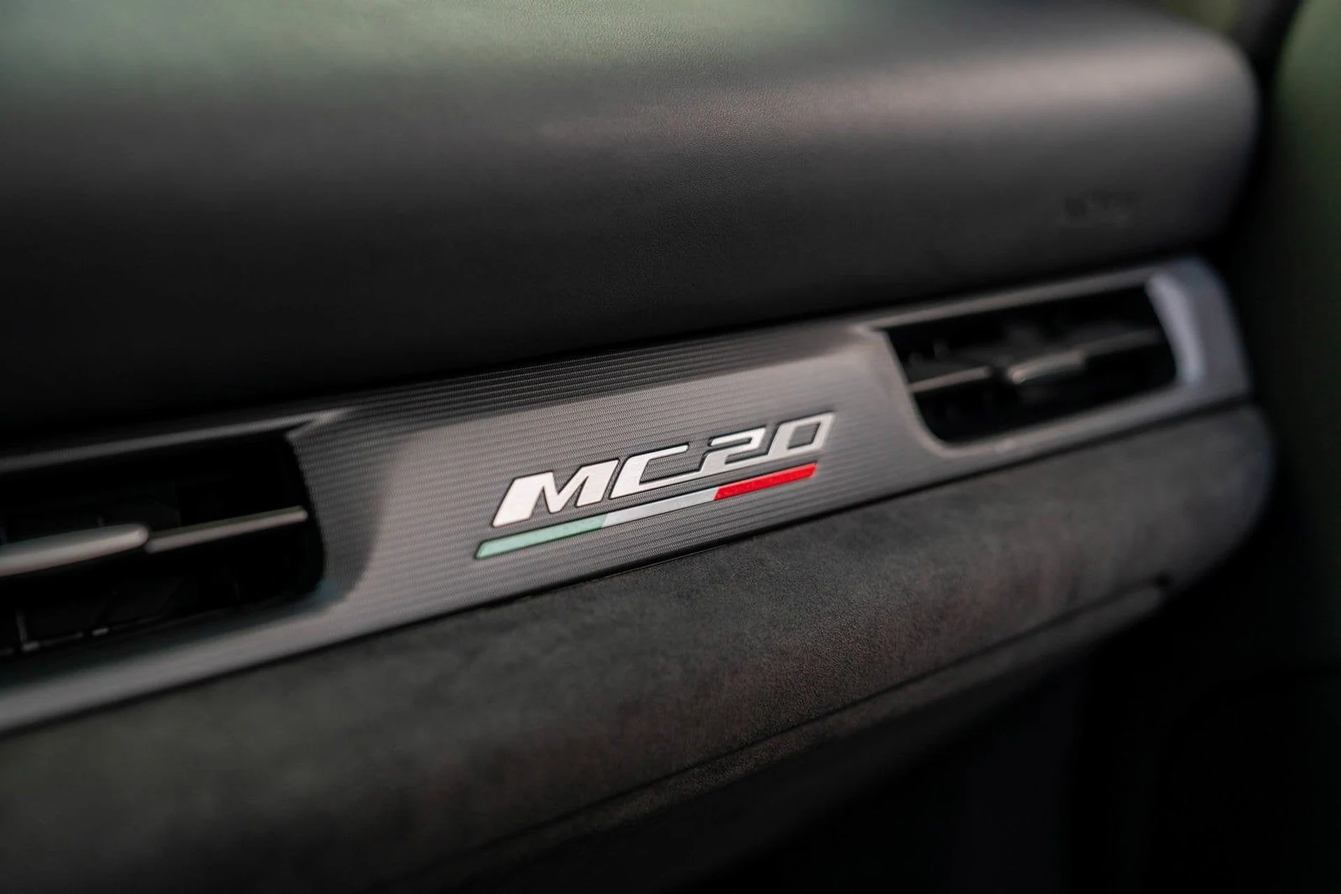 mph038_10592975_39_20c89938f4