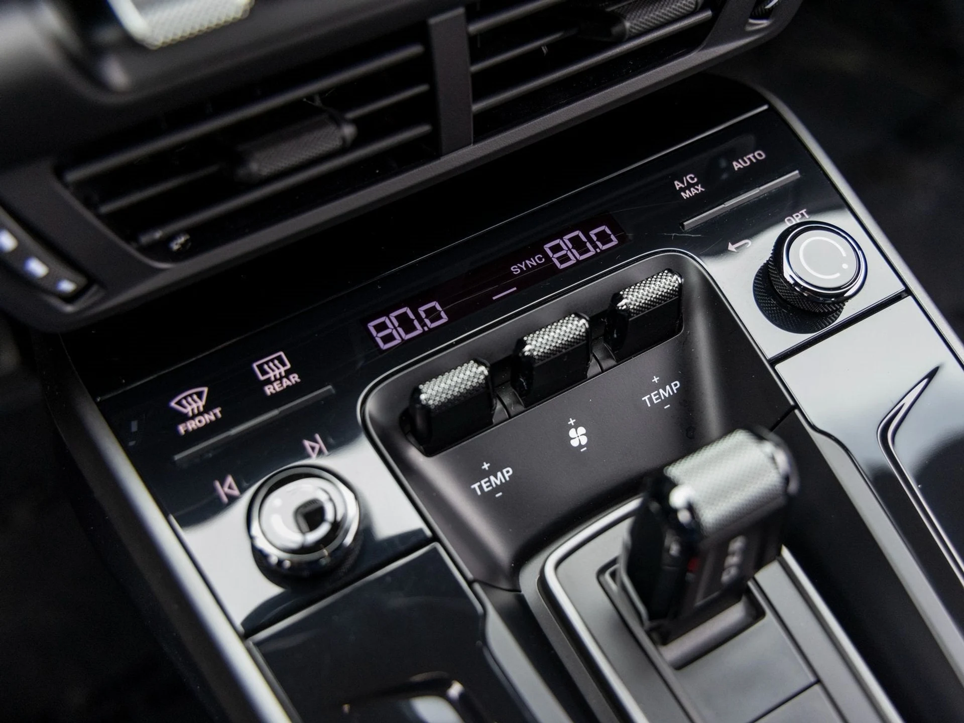 mph038_1060901599_39_774e060495