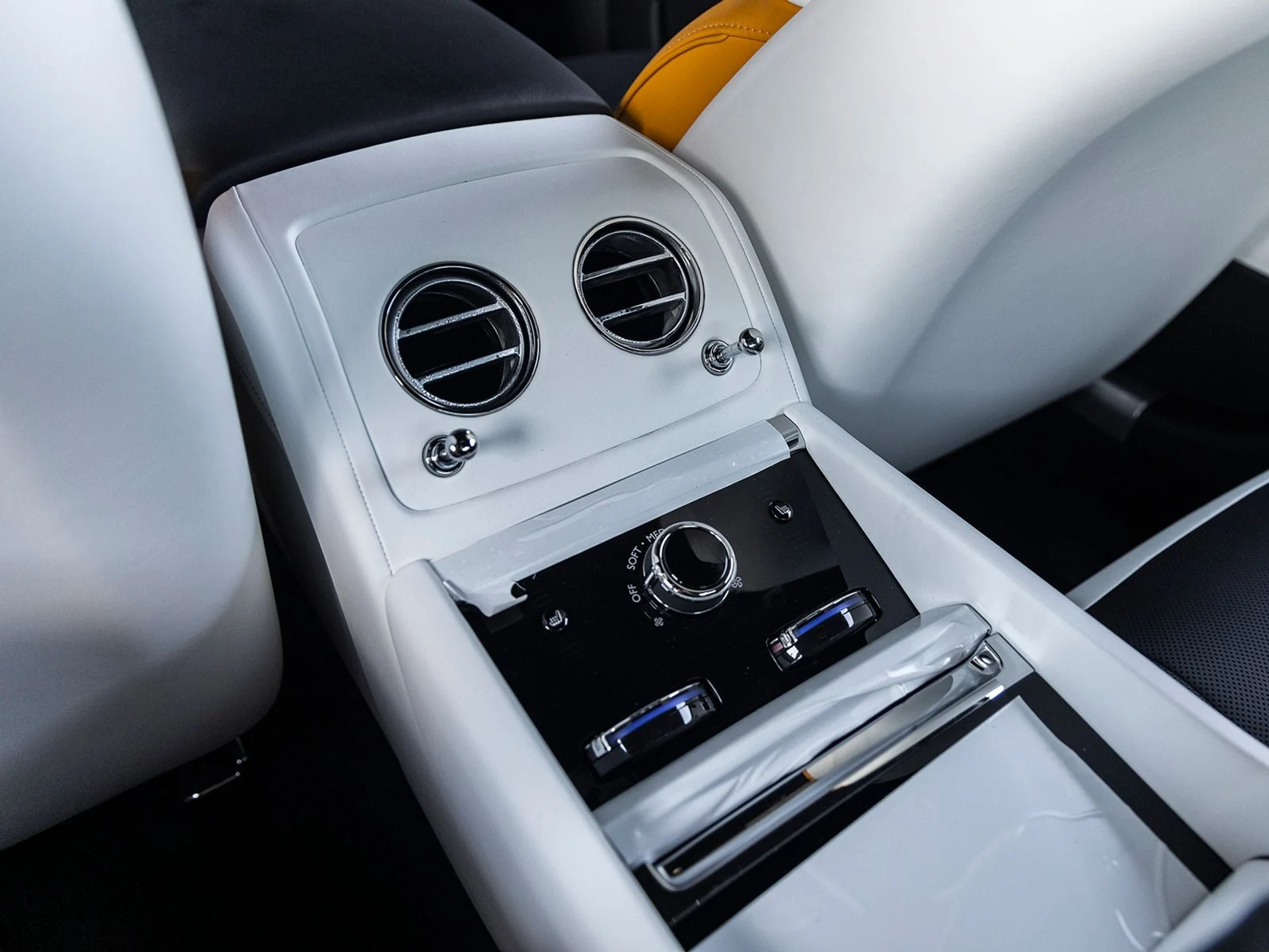 mph038_1068350011_39_00012e3960