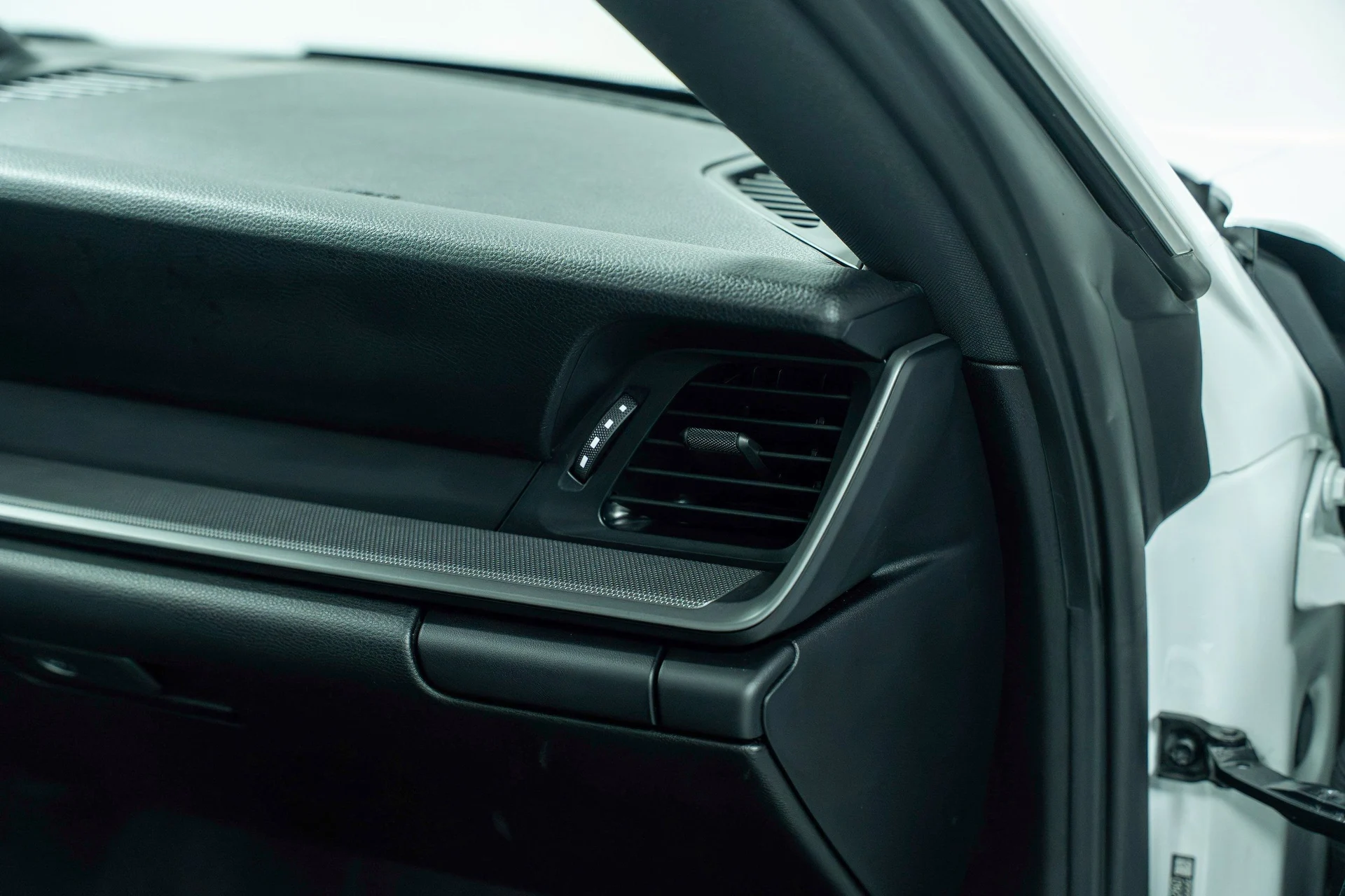 mph038_1084912858_image_39_83aa98a740