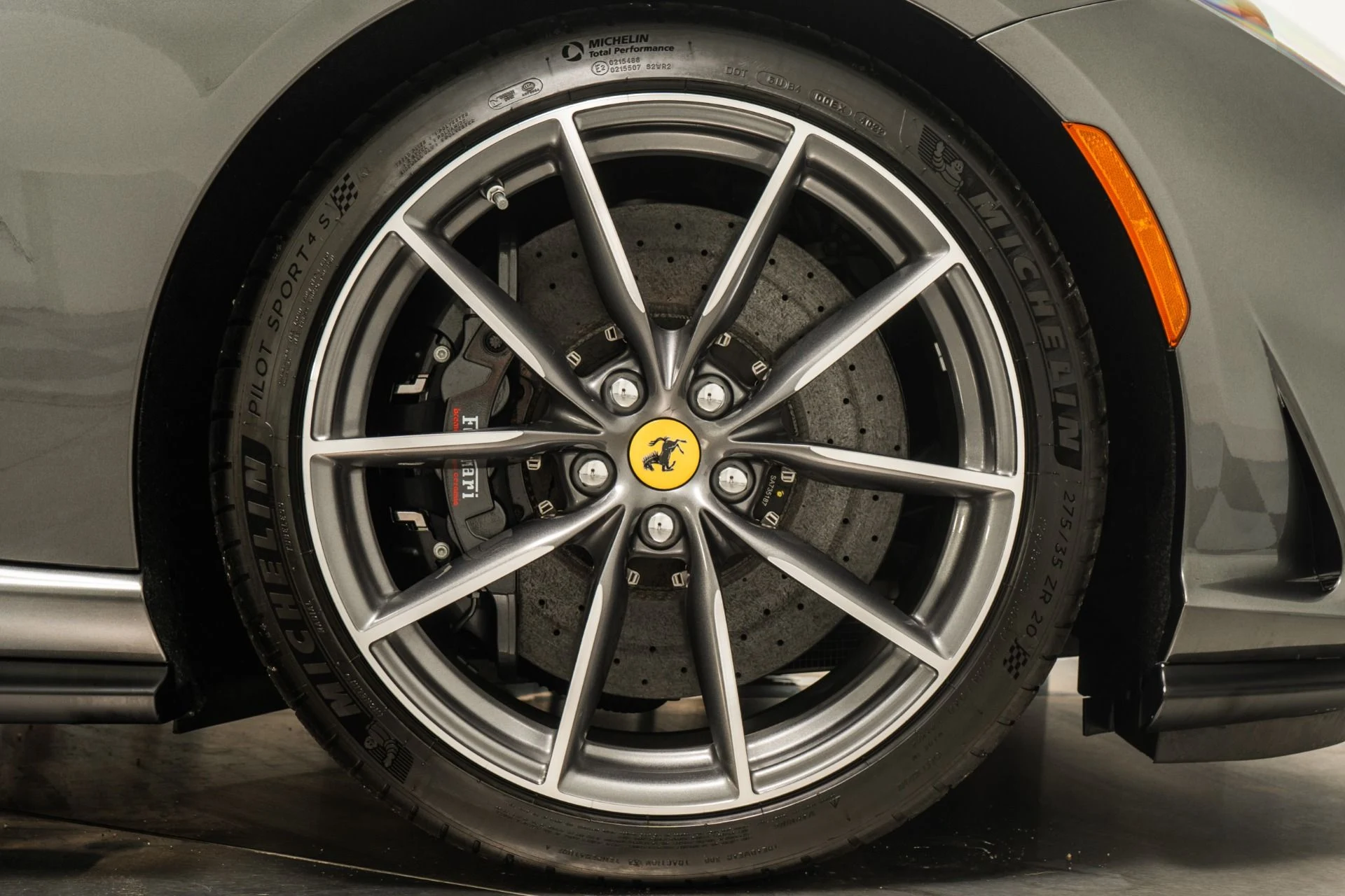 mph038_1086768830_Used_2023_Ferrari_812_GTS_1760995680_cc61203211