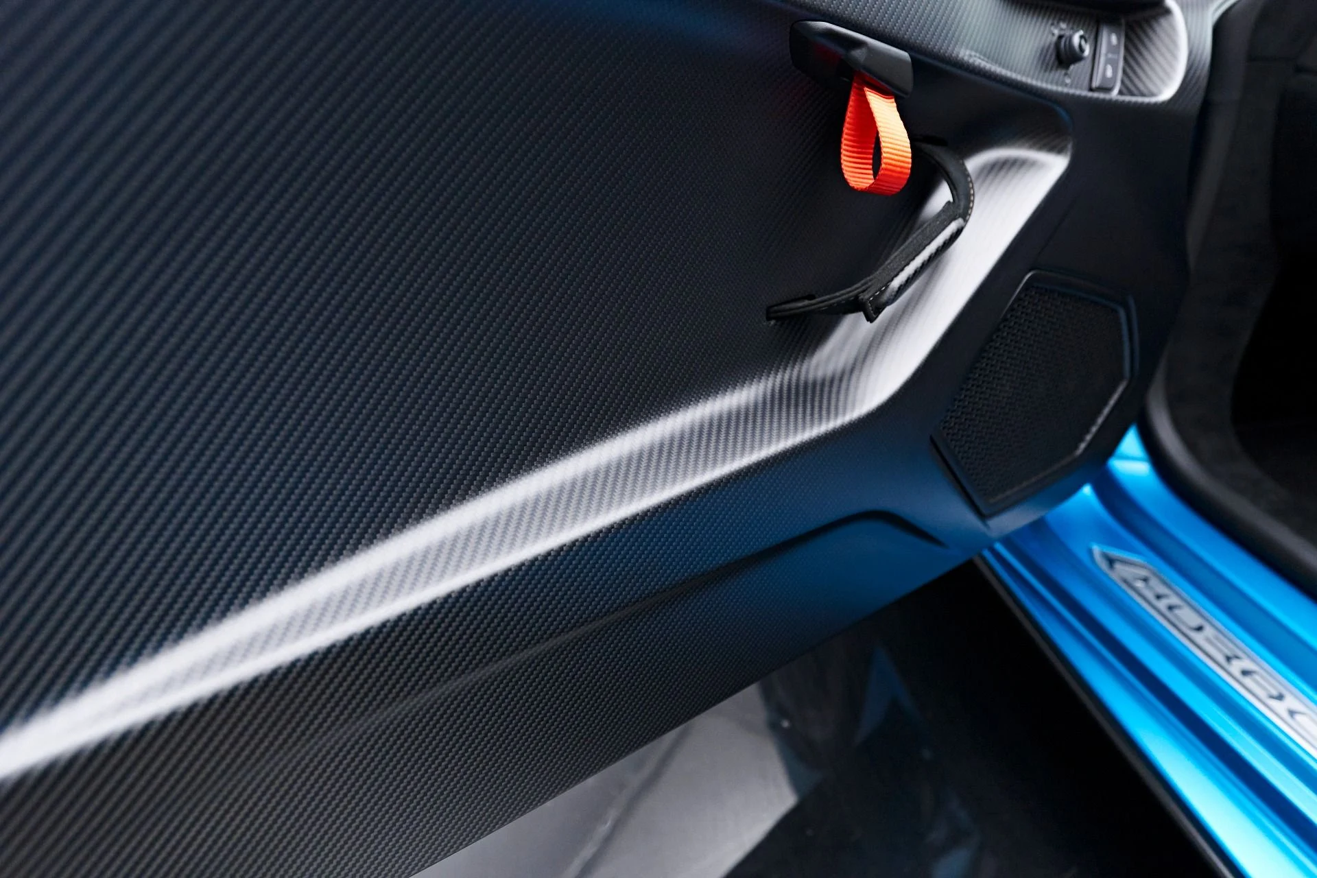 mph038_1087616121_Used_2022_Lamborghini_Huracan_STO_Base_1732754503_197144a321